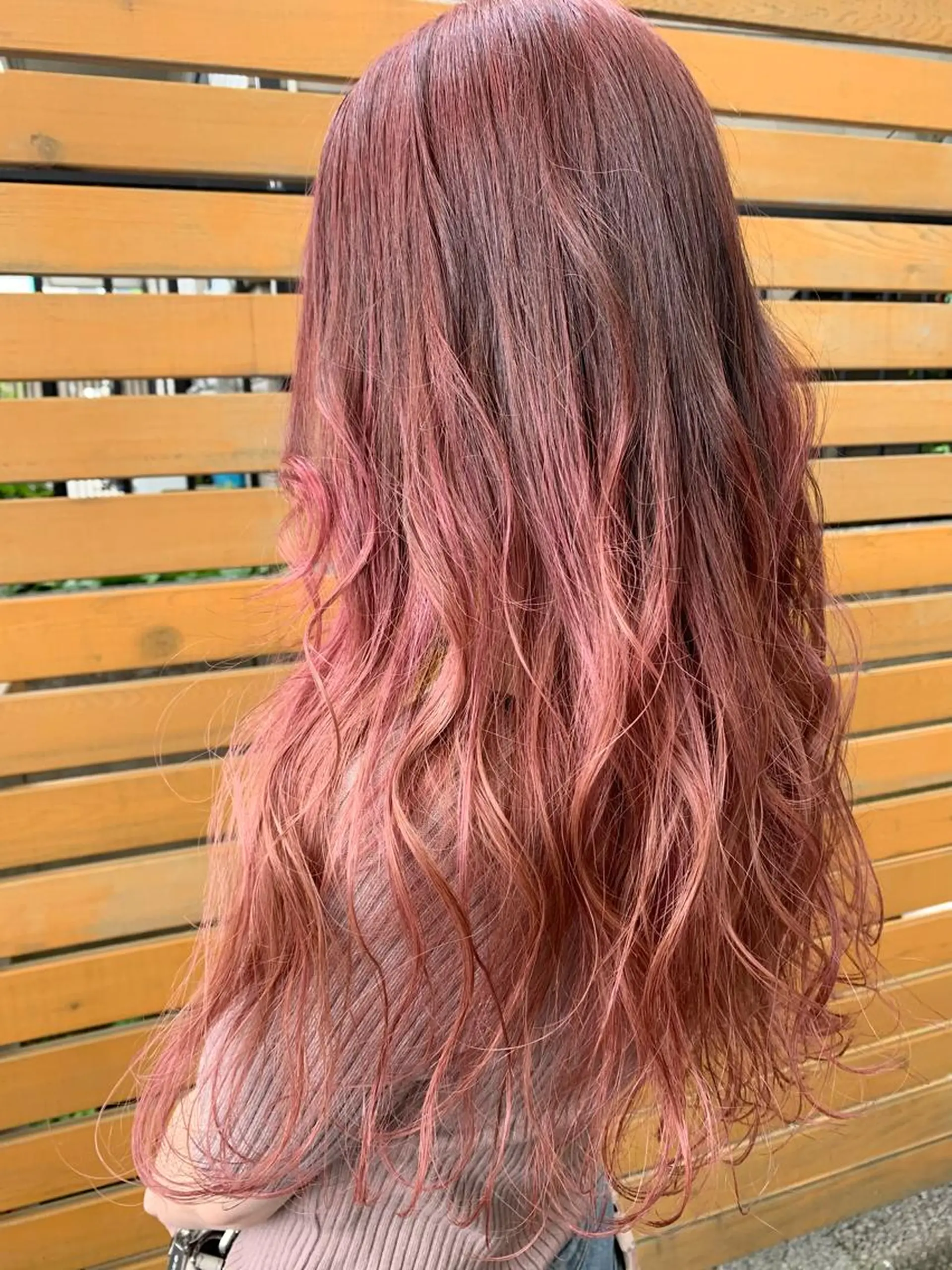 ロング カラー ベージュカラー グラデーションカラー ピンクカラー ピンクベージュ ヘアカラー トリートメント プルエクステ/透明感 カラー✨KAZUKIのヘアスタイル