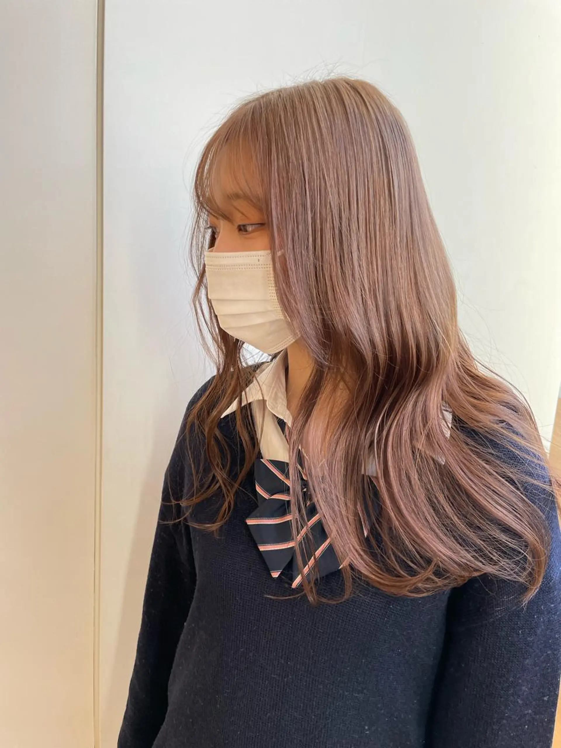 セミロング カラー ヘアアレンジ メンズ ネイル マツエク・マツパ アイブロウ メンズブリーチ ベージュカラー ブリーチ ミルクティーベージュ ハッシュカット レイヤー池袋のヘアスタイル