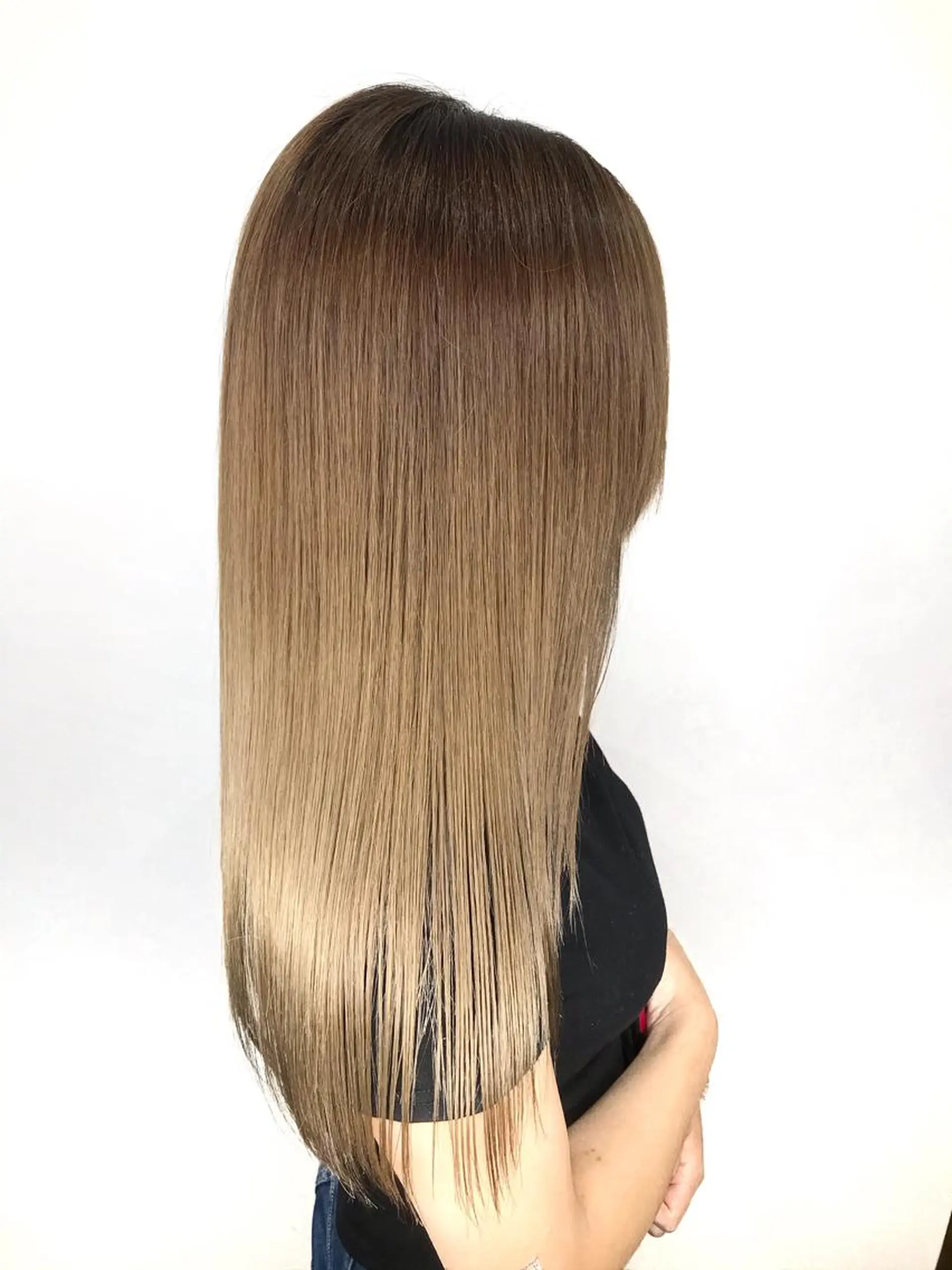 ロング カット ヘアカラー インナーカラー/ ストレート/奥野洸也のヘアスタイル