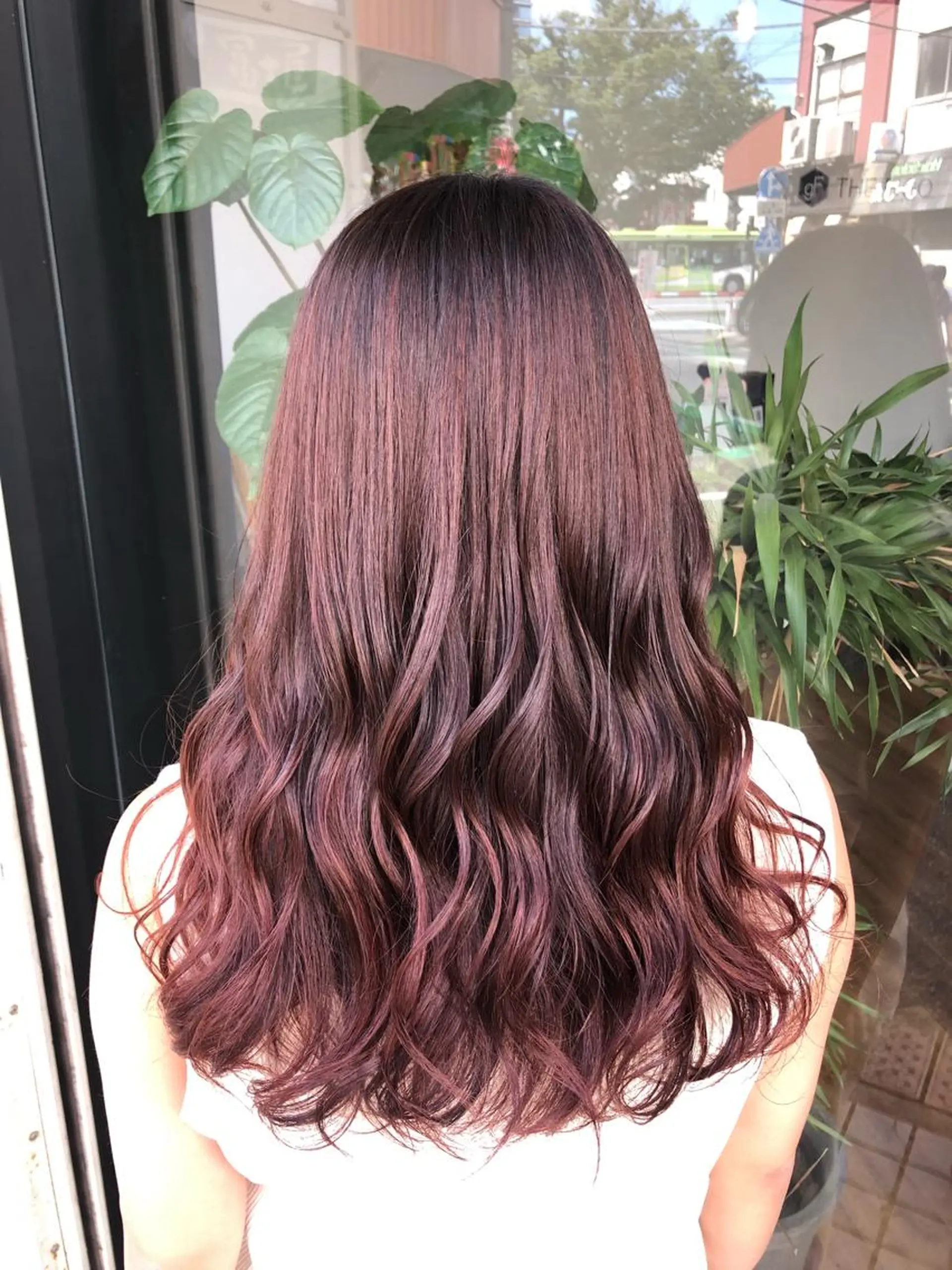 ロング カラー ブリーチ ブリーチなしカラー ピンクカラー ヘアカラー あらい なつみのヘアスタイル