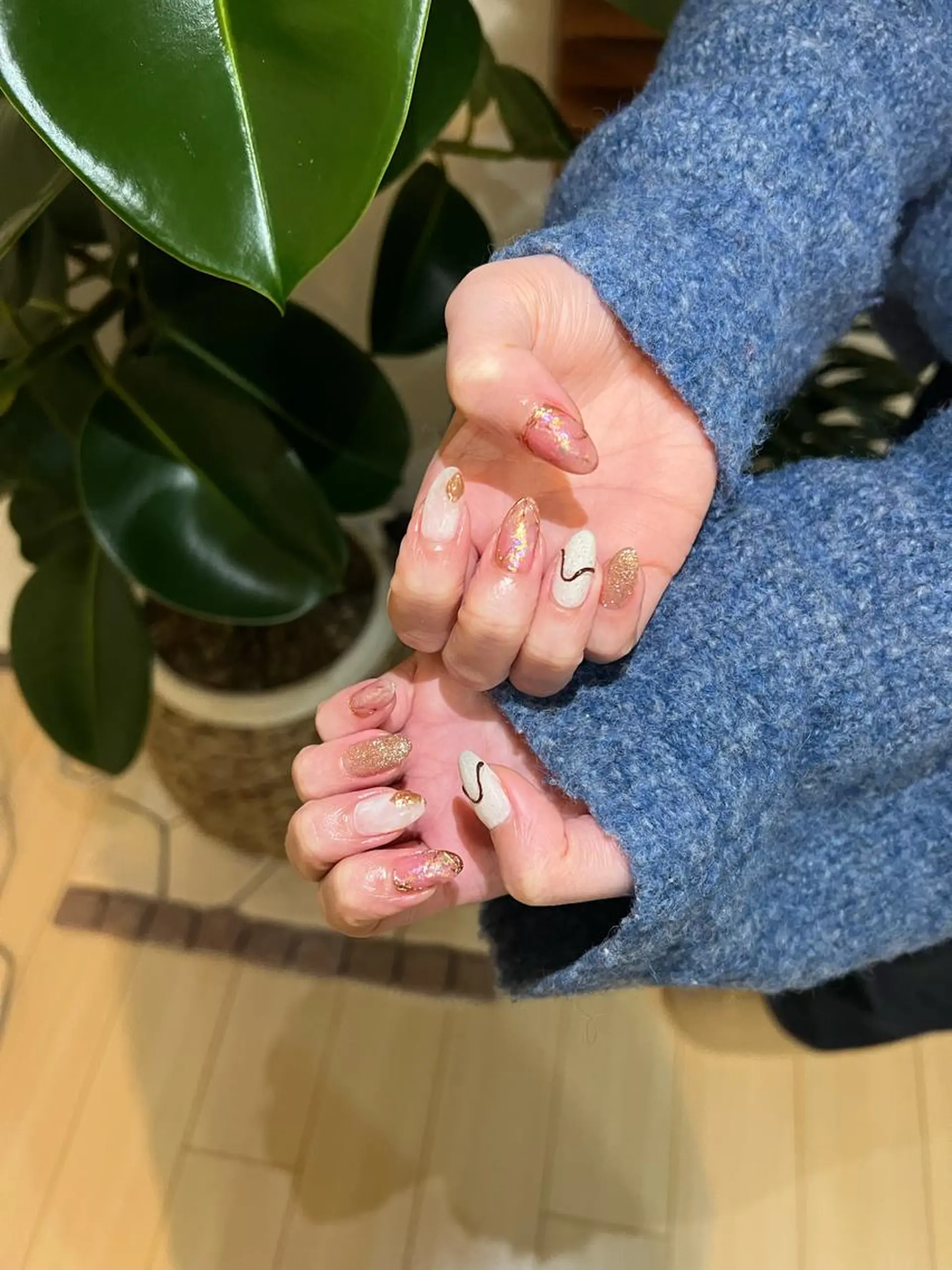 ネイル マットネイル ミラーネイル ニュアンスネイル ピンク ハンドネイル l my me mine所属・Imyme mine Rioのネイルデザイン