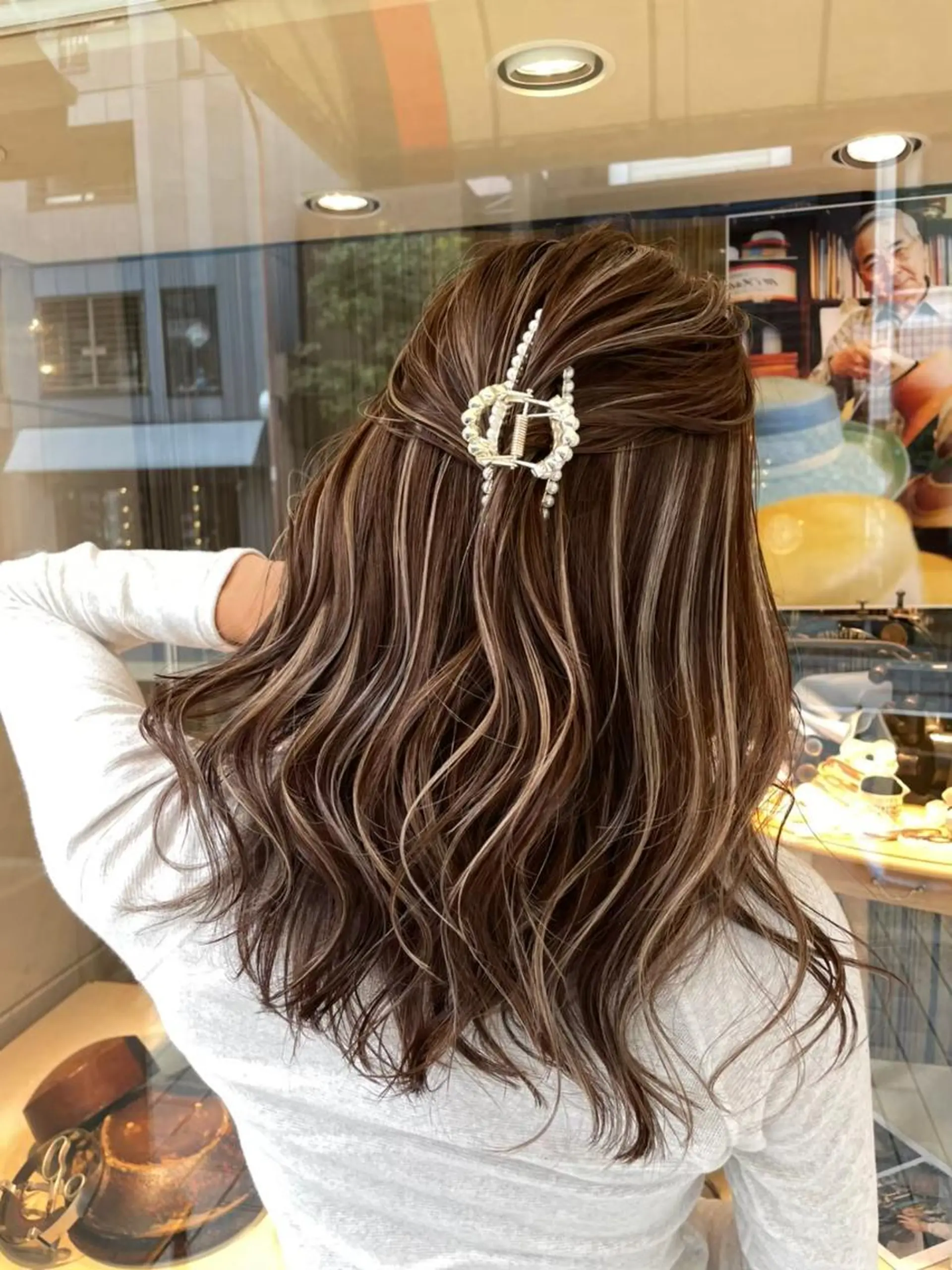 ロング 外国人風カラー ハイライト 髪質改善 似合わせカット トリートメント saho .のヘアスタイル