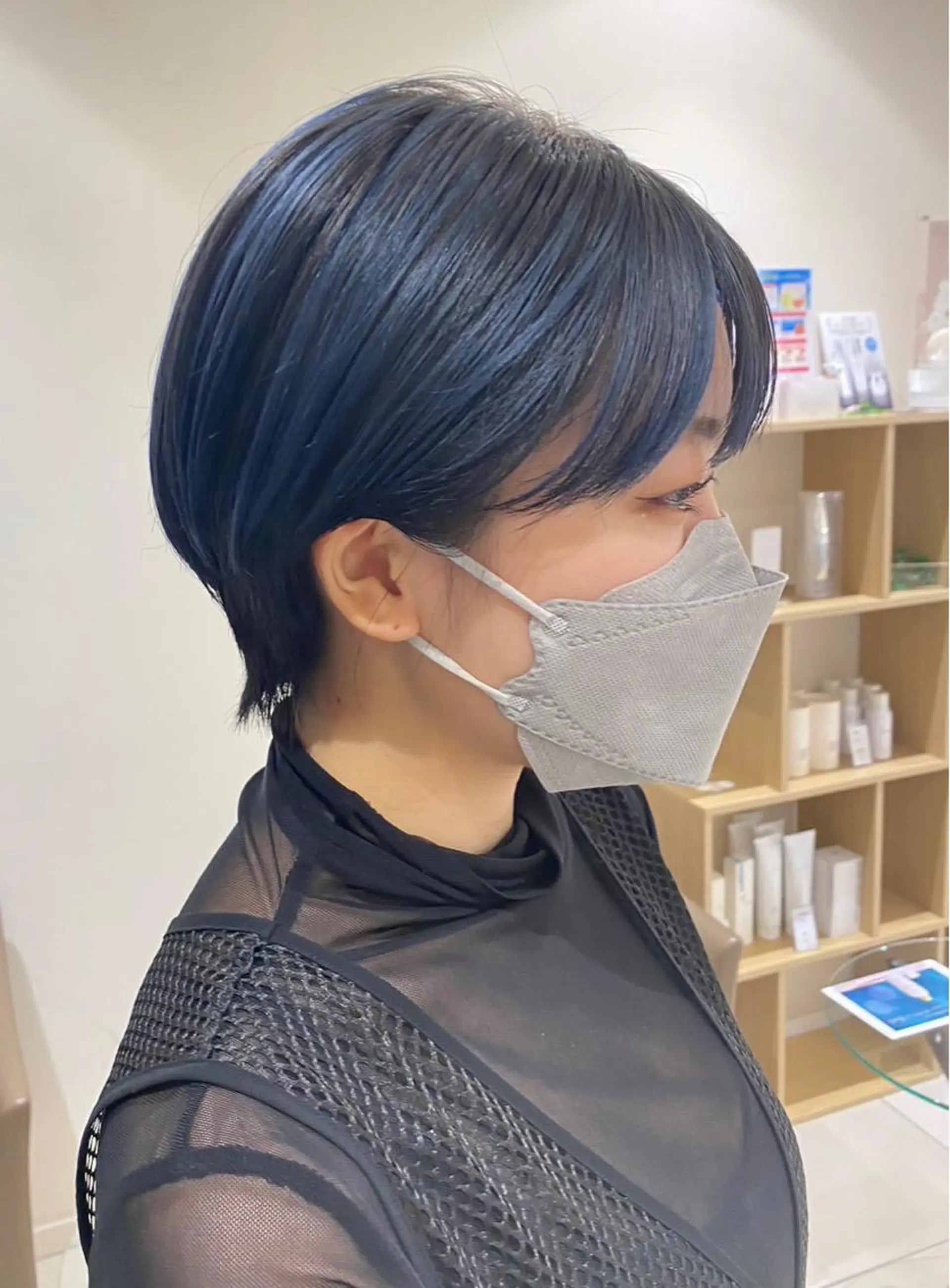 ショート カット ヘアカラー トリートメント 赤みオフの透明感職人 /ケア重視の美髪施術のヘアスタイル