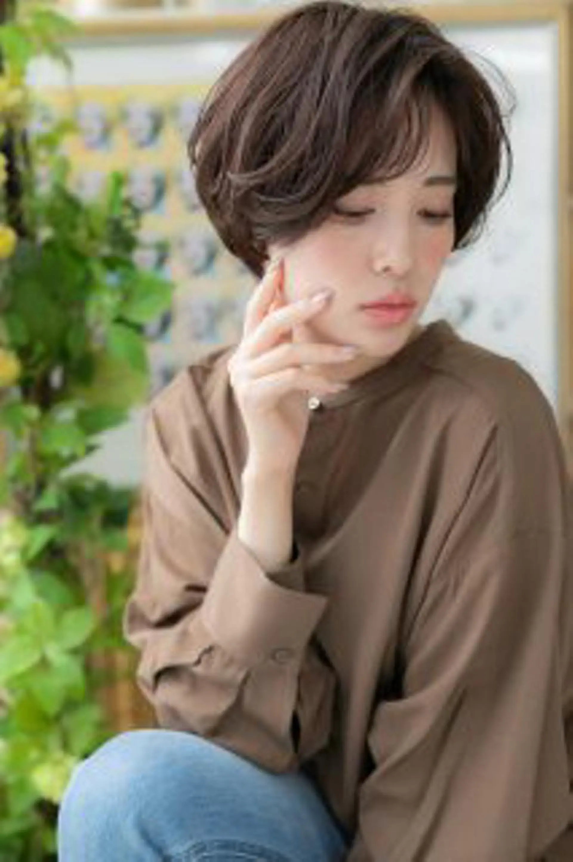 ショート カラー 切りっぱなしボブ 前下がりボブ ボブ くせ毛 斜めバング COVER HAIR bliss 大宮店所属・出川 宙☘️のヘアスタイル