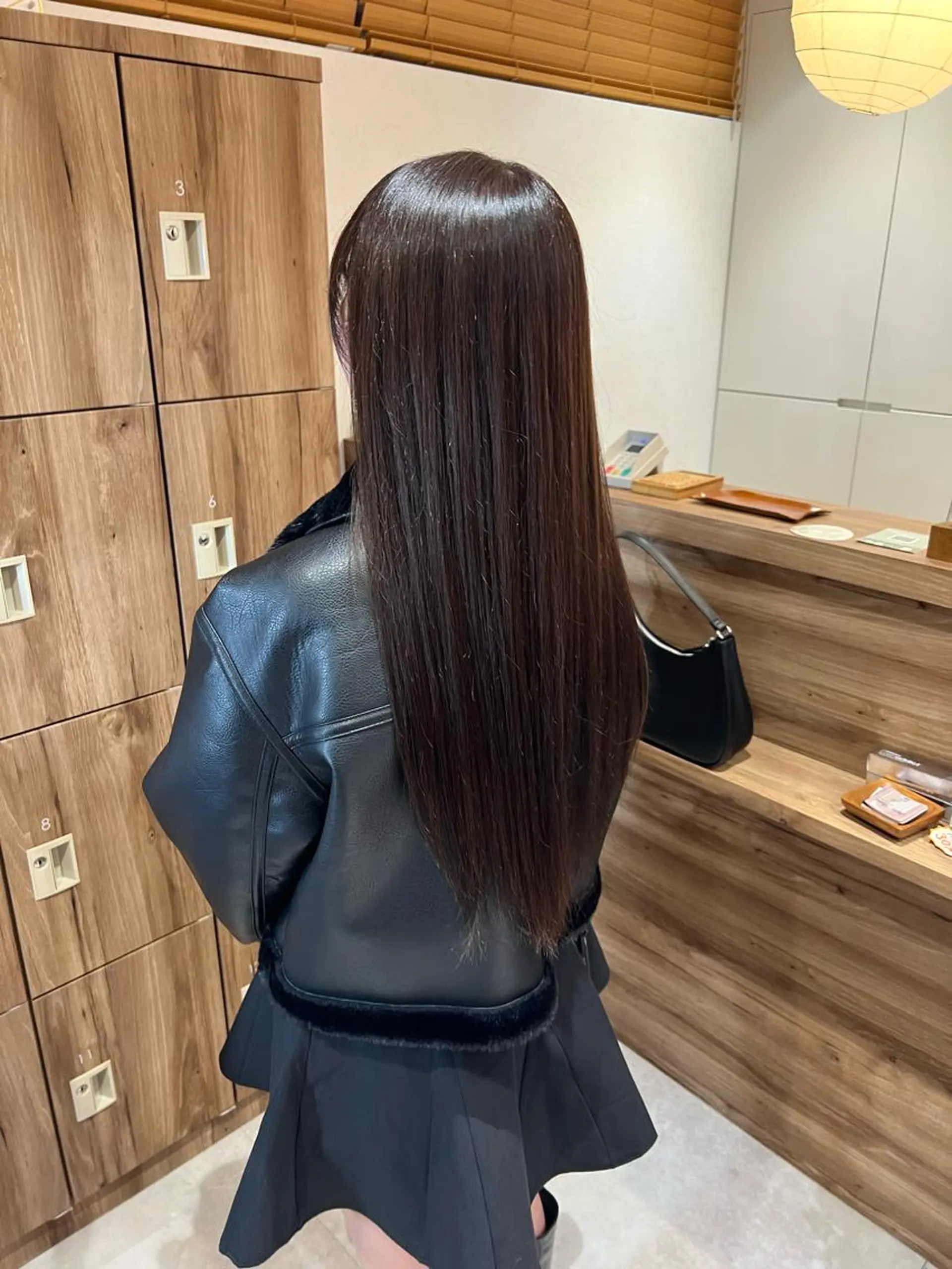 ロング カラー トリートメント Oasisgarden所属・レイヤー/ブリーチ MOMOのヘアスタイル