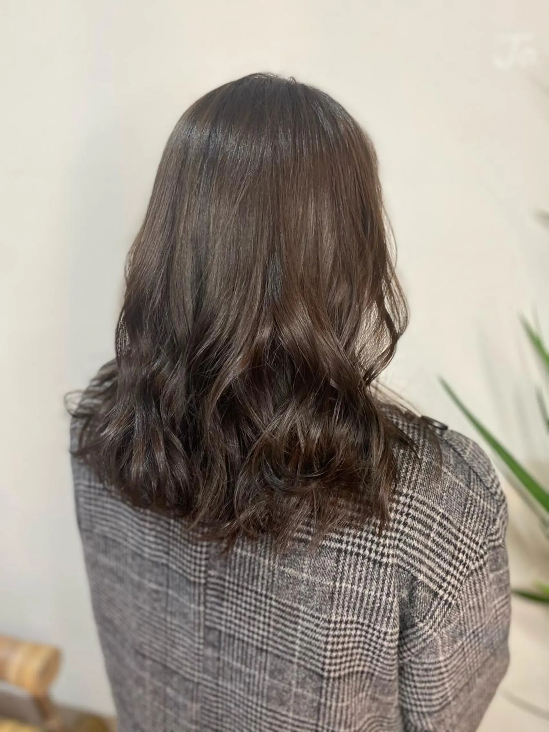 ミディアム カラー 髪質改善🌟透明感 🌟三塚有紀子のヘアスタイル