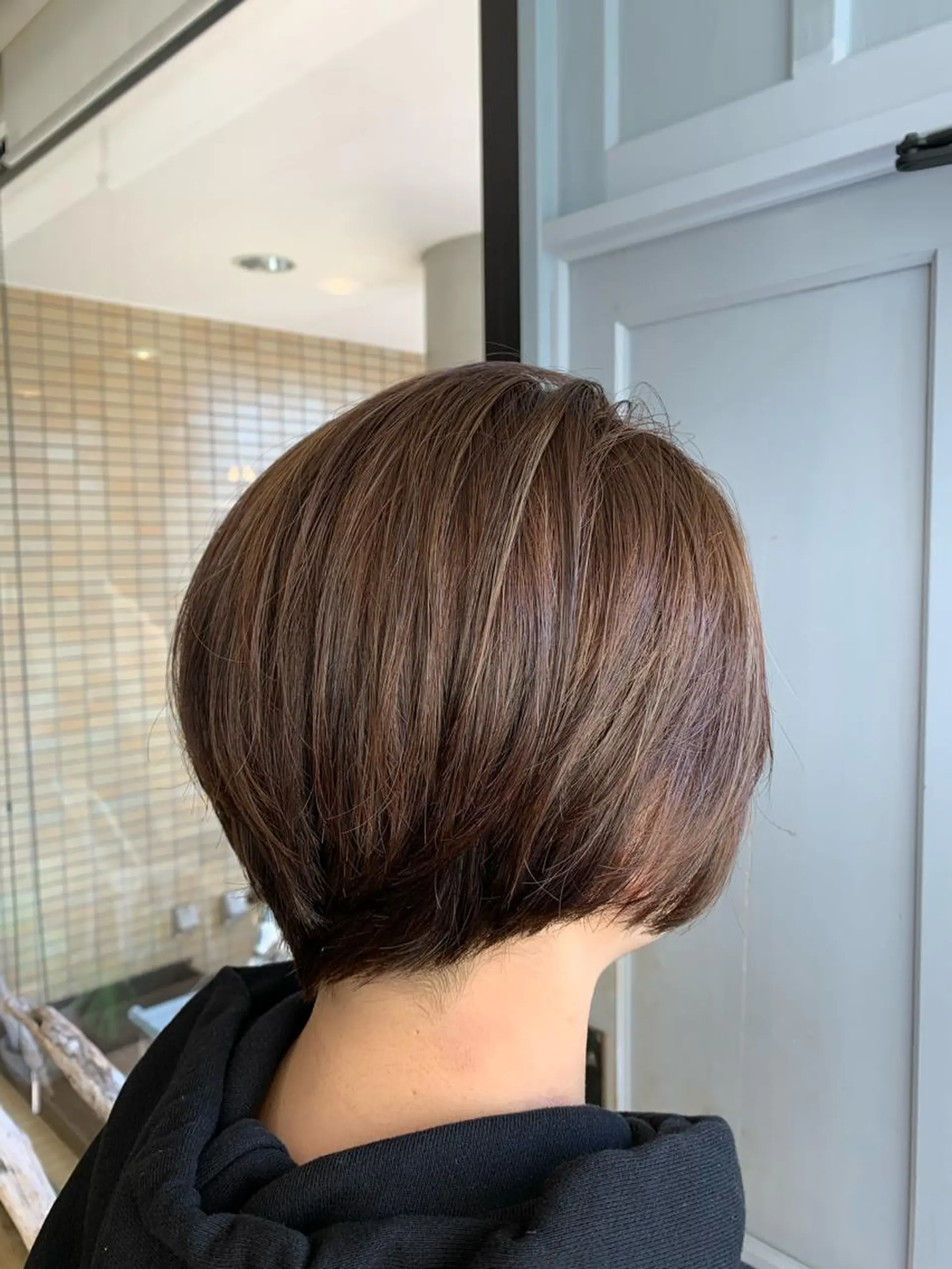 ショート ツキダテ ユイのヘアスタイル