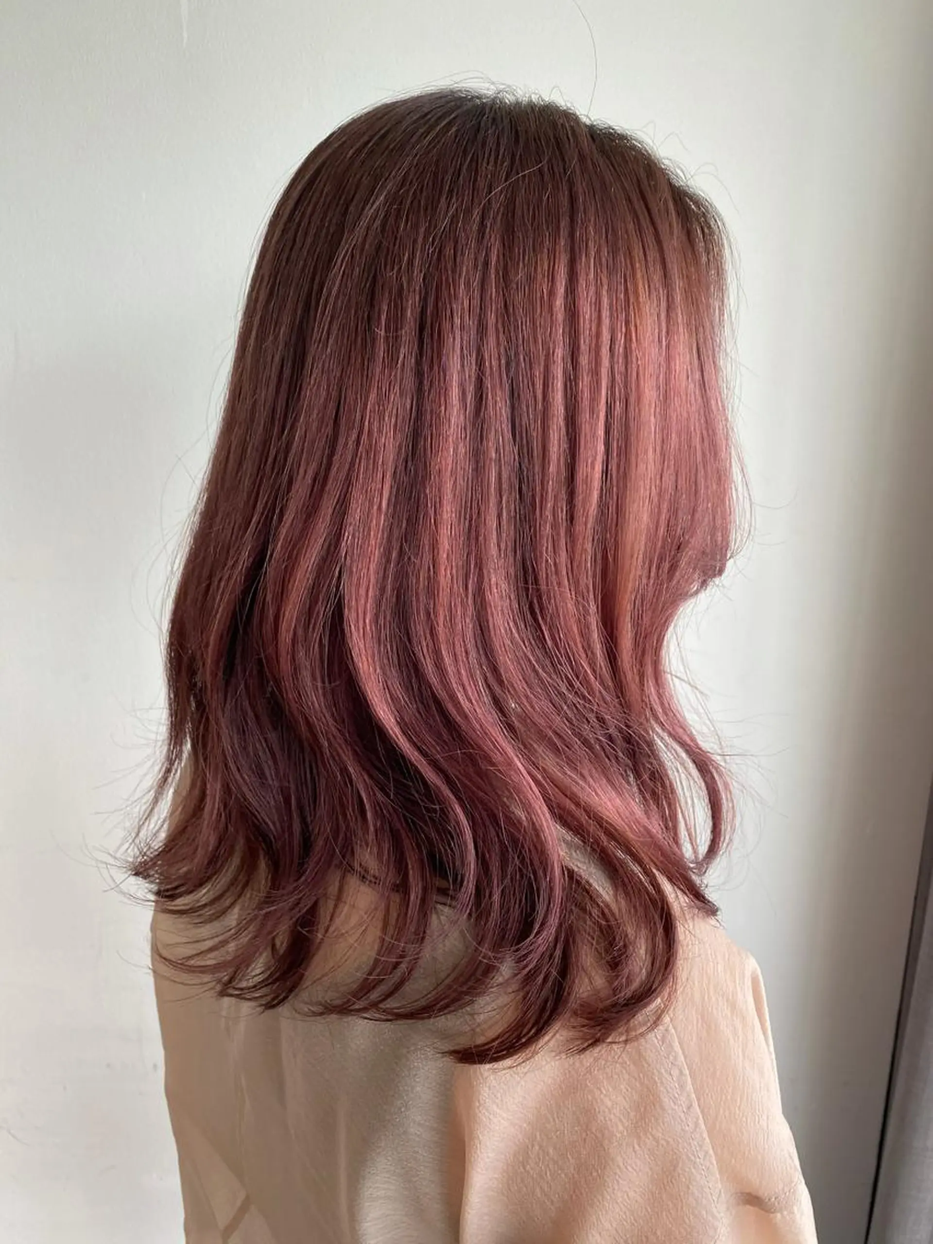 ミディアム カラー 🌈ディレクター🌈 徳松優希のヘアスタイル