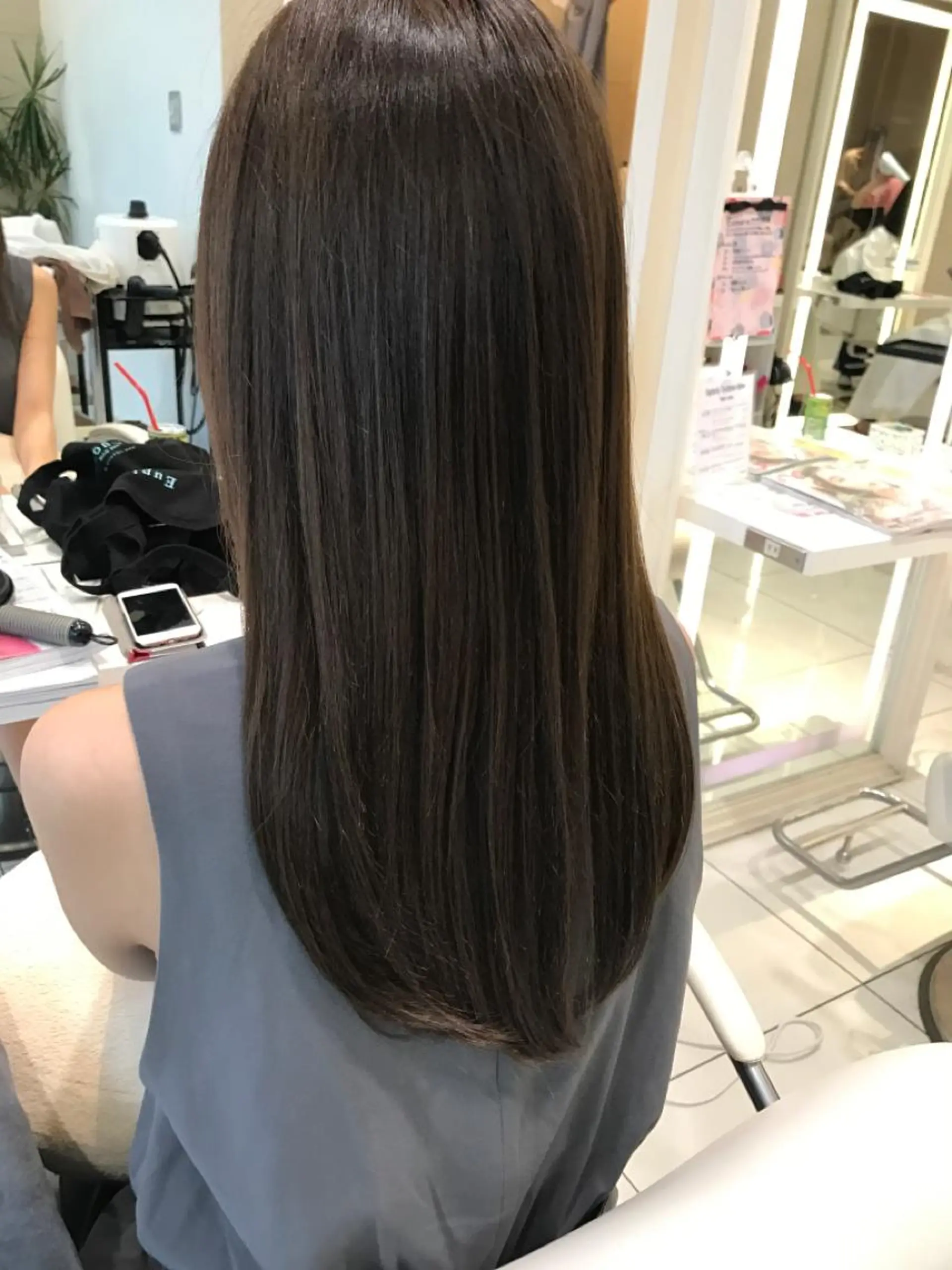 セミロング カラー ヘアカラー トリートメント 💎小顔前髪&髪質 改善カラー💎片桐のヘアスタイル
