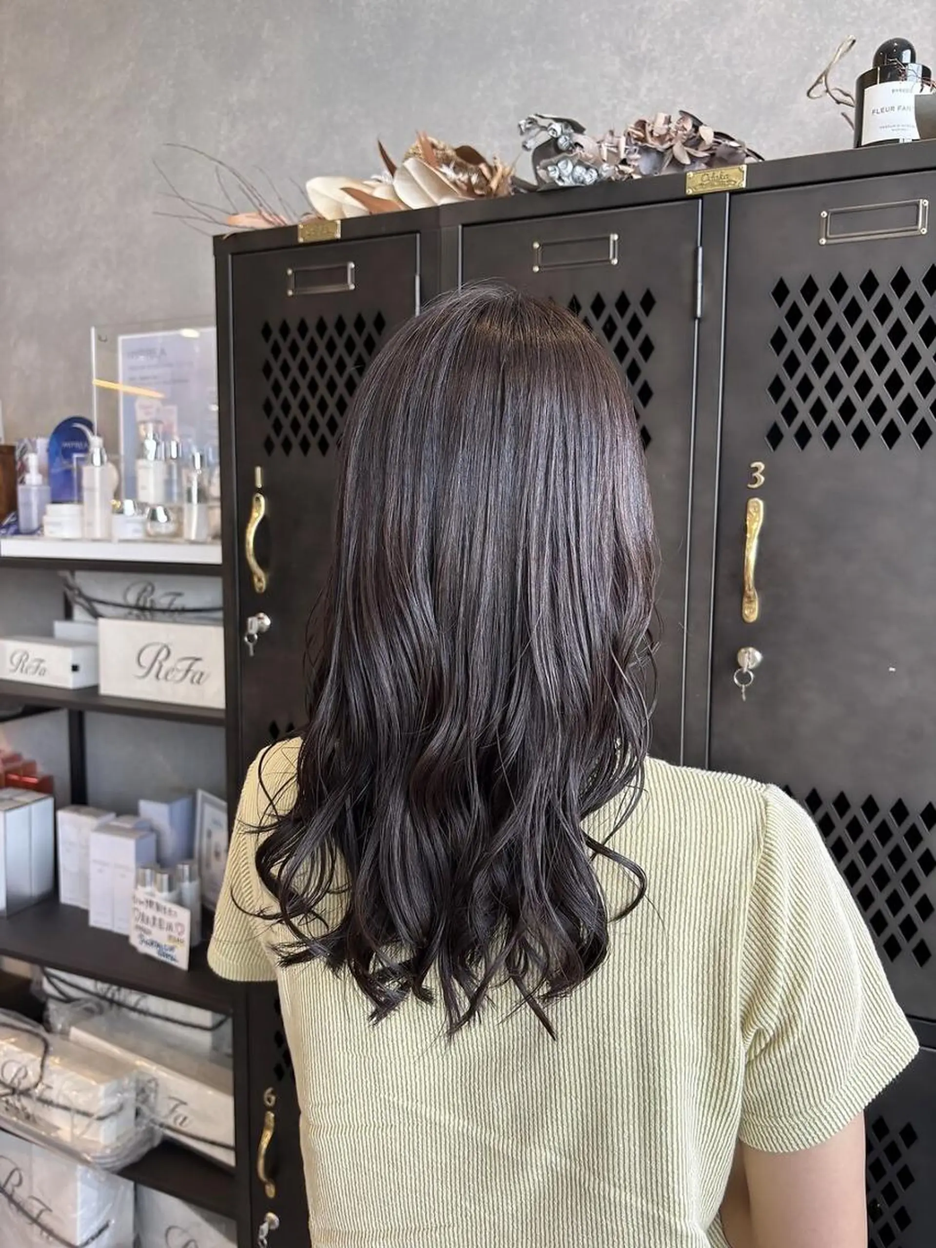 カラー ミディアム ヘアカラー トリートメント achieve tillのヘアスタイル