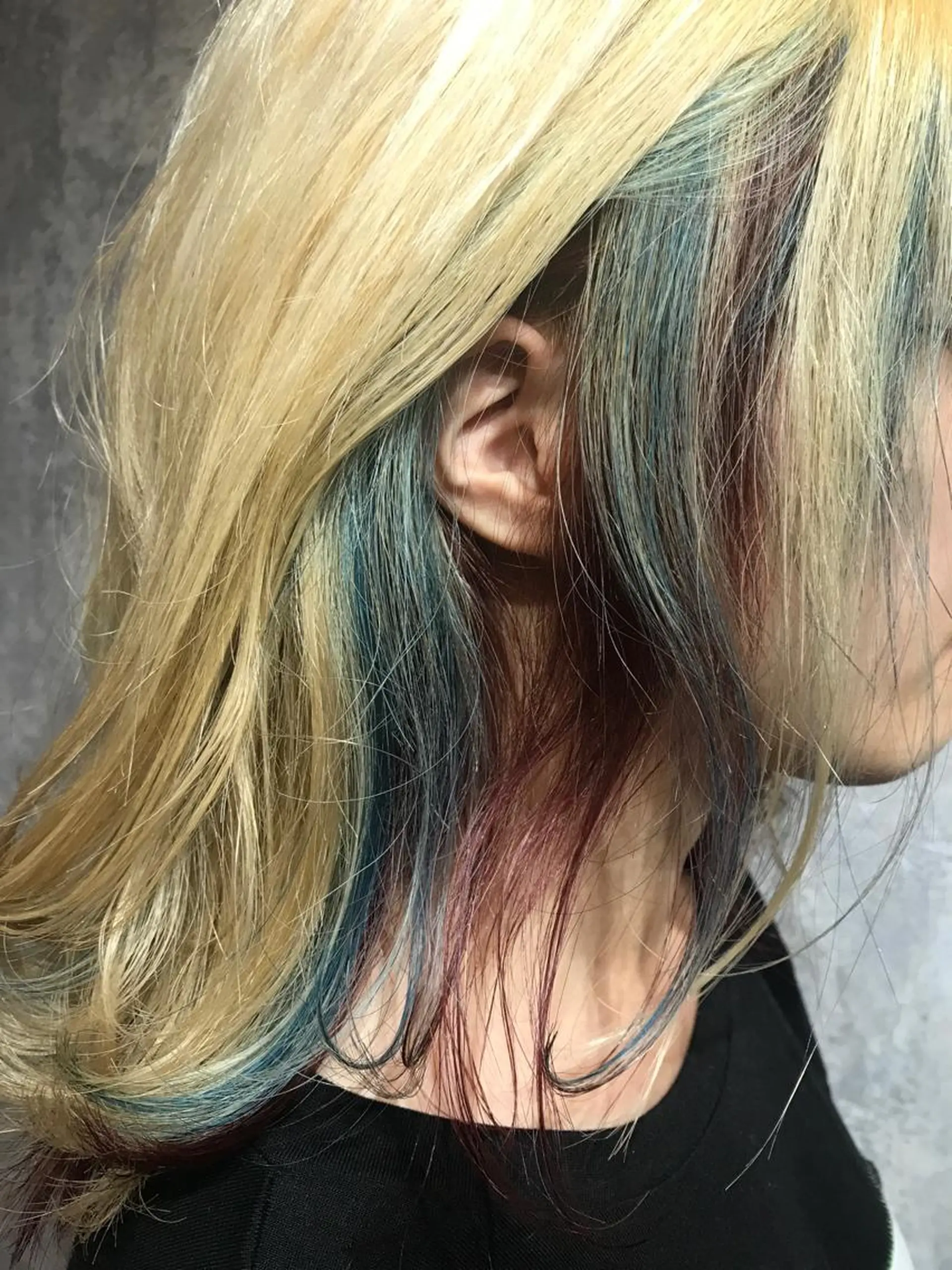 ミディアム カラー インナーカラー vato マンツーマンサロンのヘアスタイル