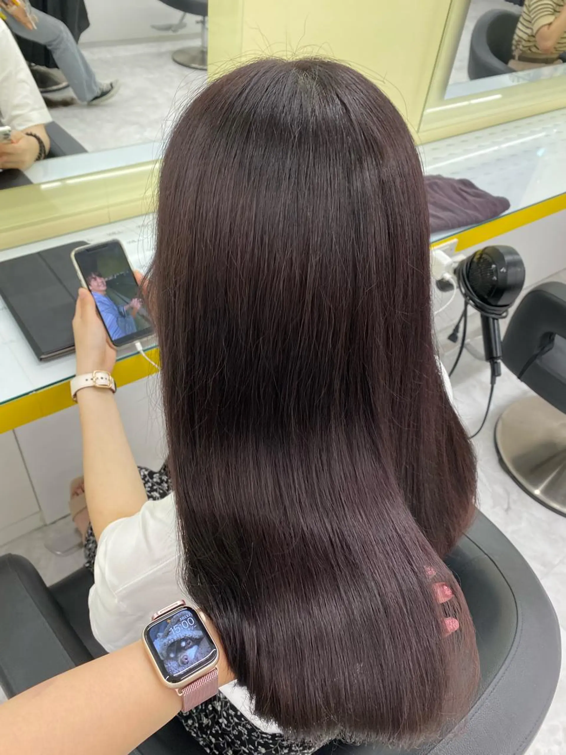 セミロング カラー パーマ ブリーチ ダブルカラー ラベンダーカラー ブリーチなしカラー ヘアカラー トリートメント ヘッドスパ ヘアセット linette所属・🐩推し活🐩 FUTABA🍒のヘアスタイル