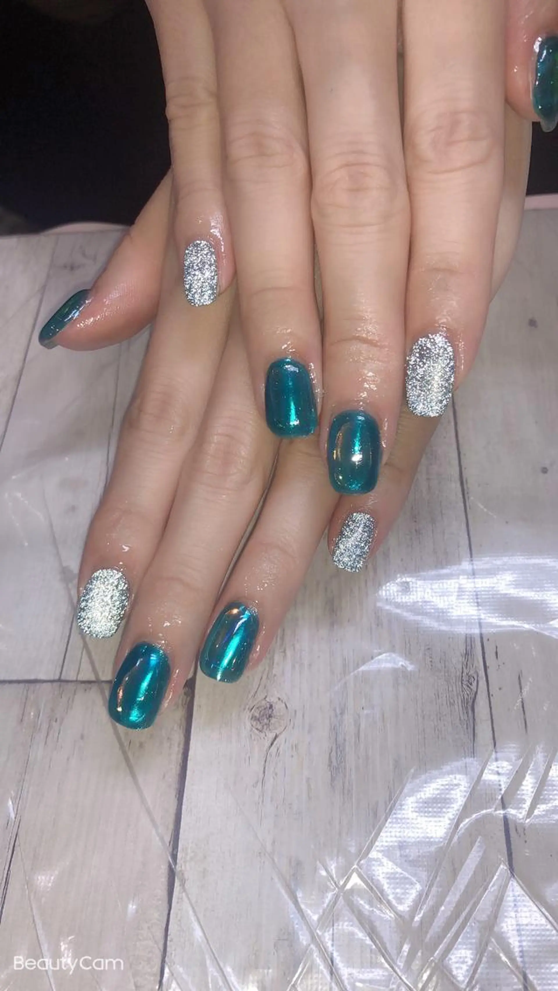 ネイル 💎Guarendo💎錦糸町店所属・✨アン ミユ✨のネイルデザイン