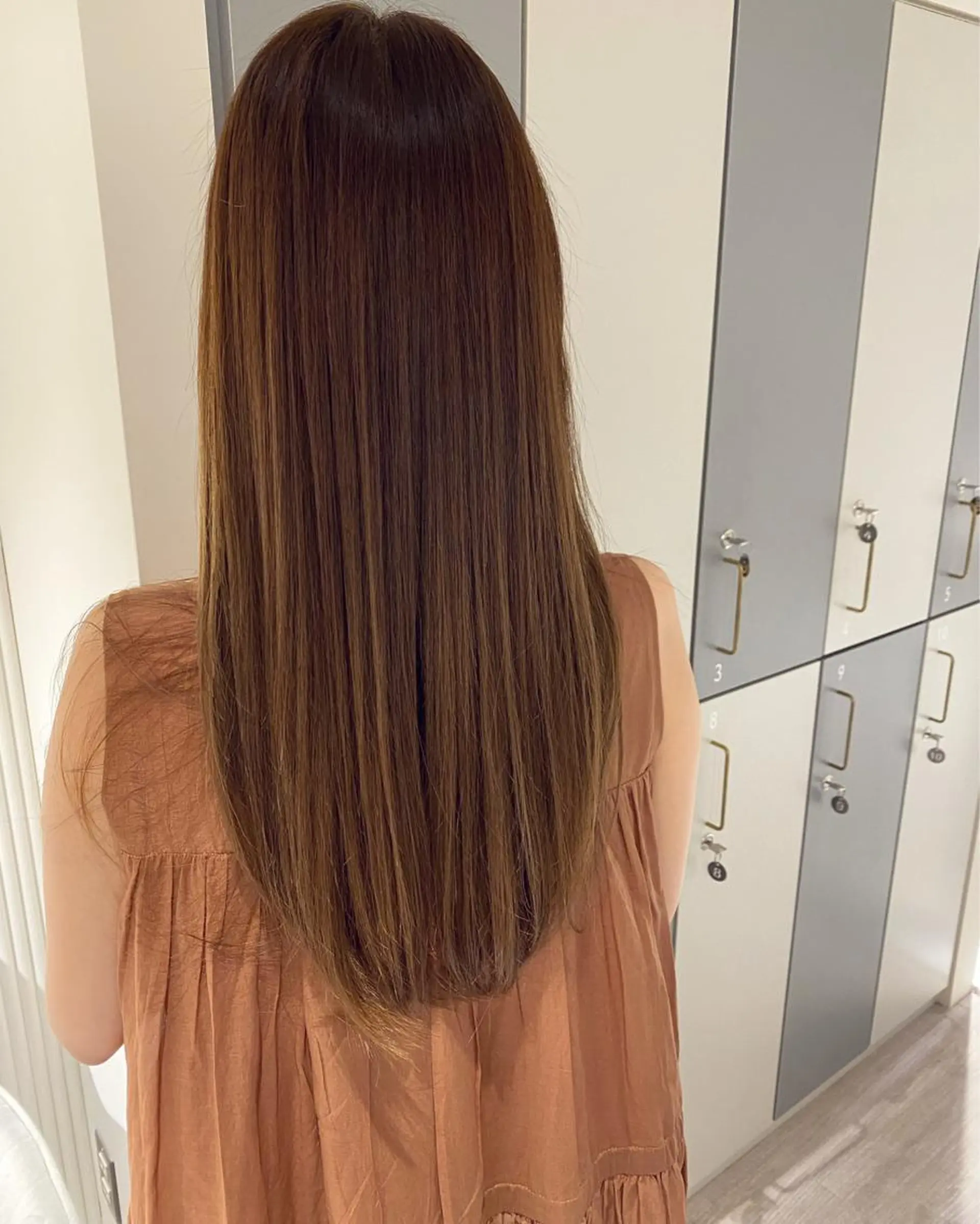 ロング ヘアカラー LOVESTOIKE 堂本のヘアスタイル