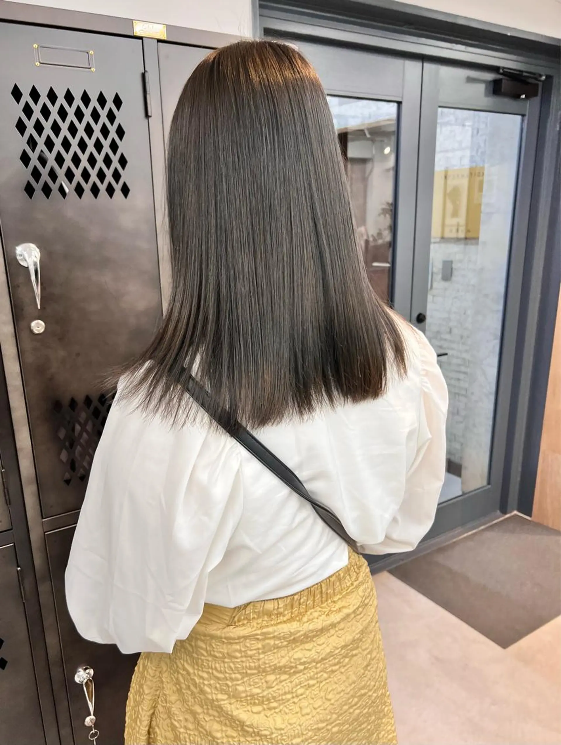 セミロング カラー カット 縮毛矯正 樫原裕二 /柔らかいカラーのヘアスタイル