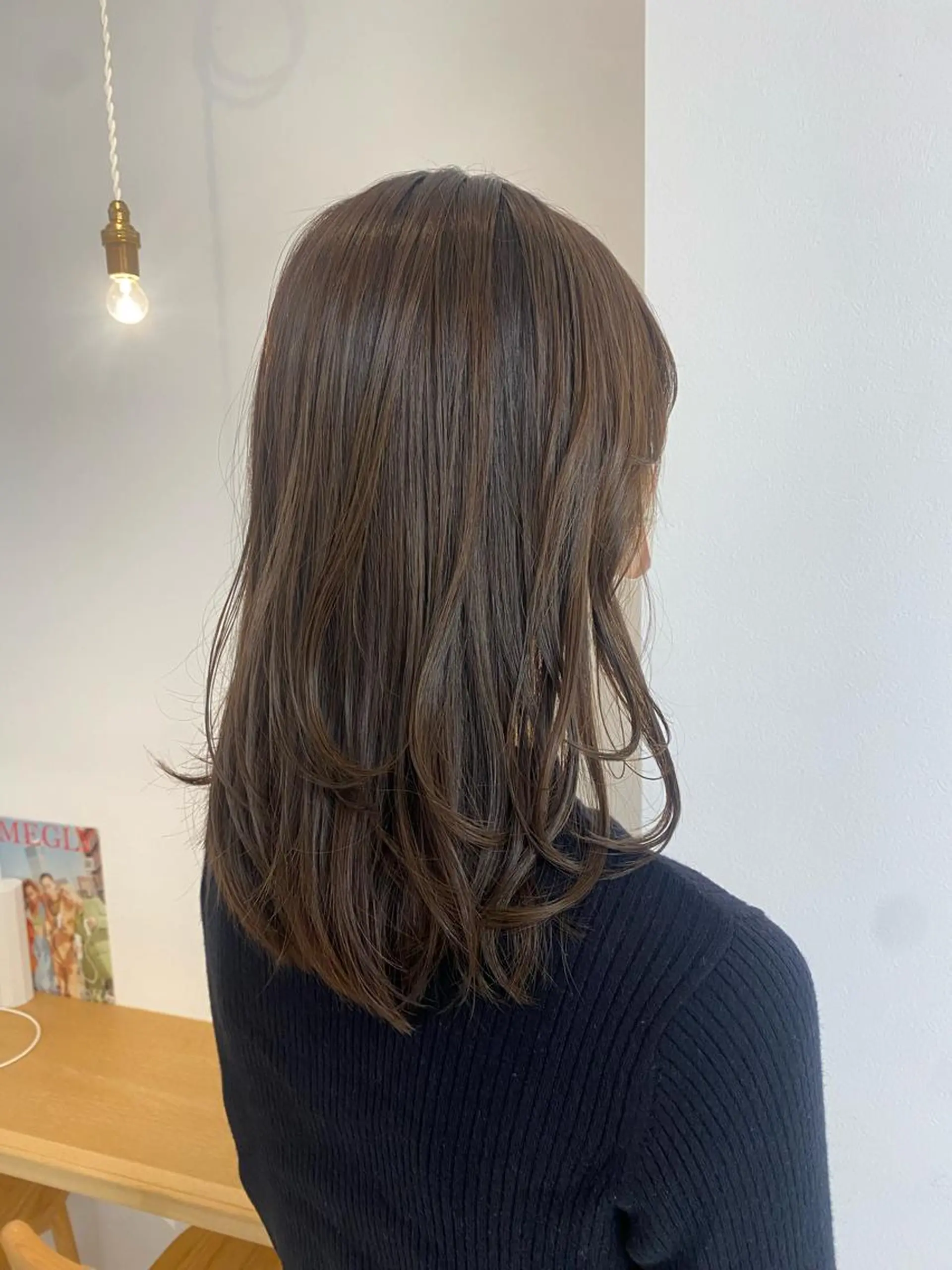 セミロング カラー カット ヘアカラー トリートメント 安永 涼のヘアスタイル