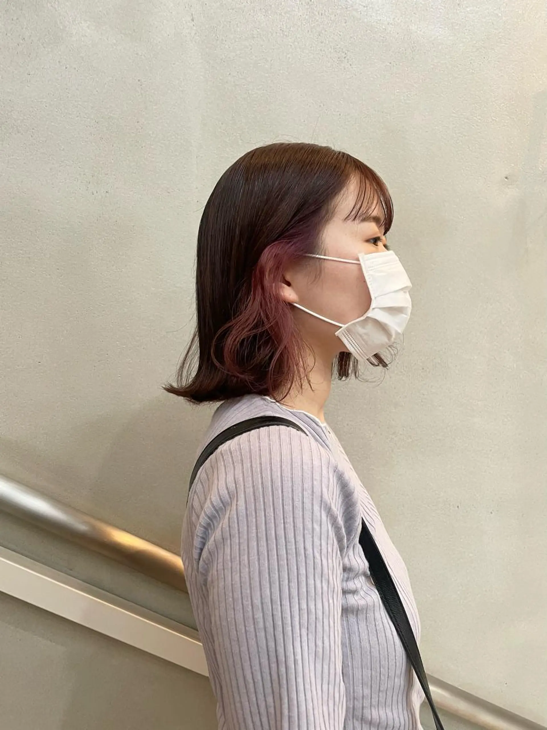 ミディアム カラー 佐藤 永夏のヘアスタイル