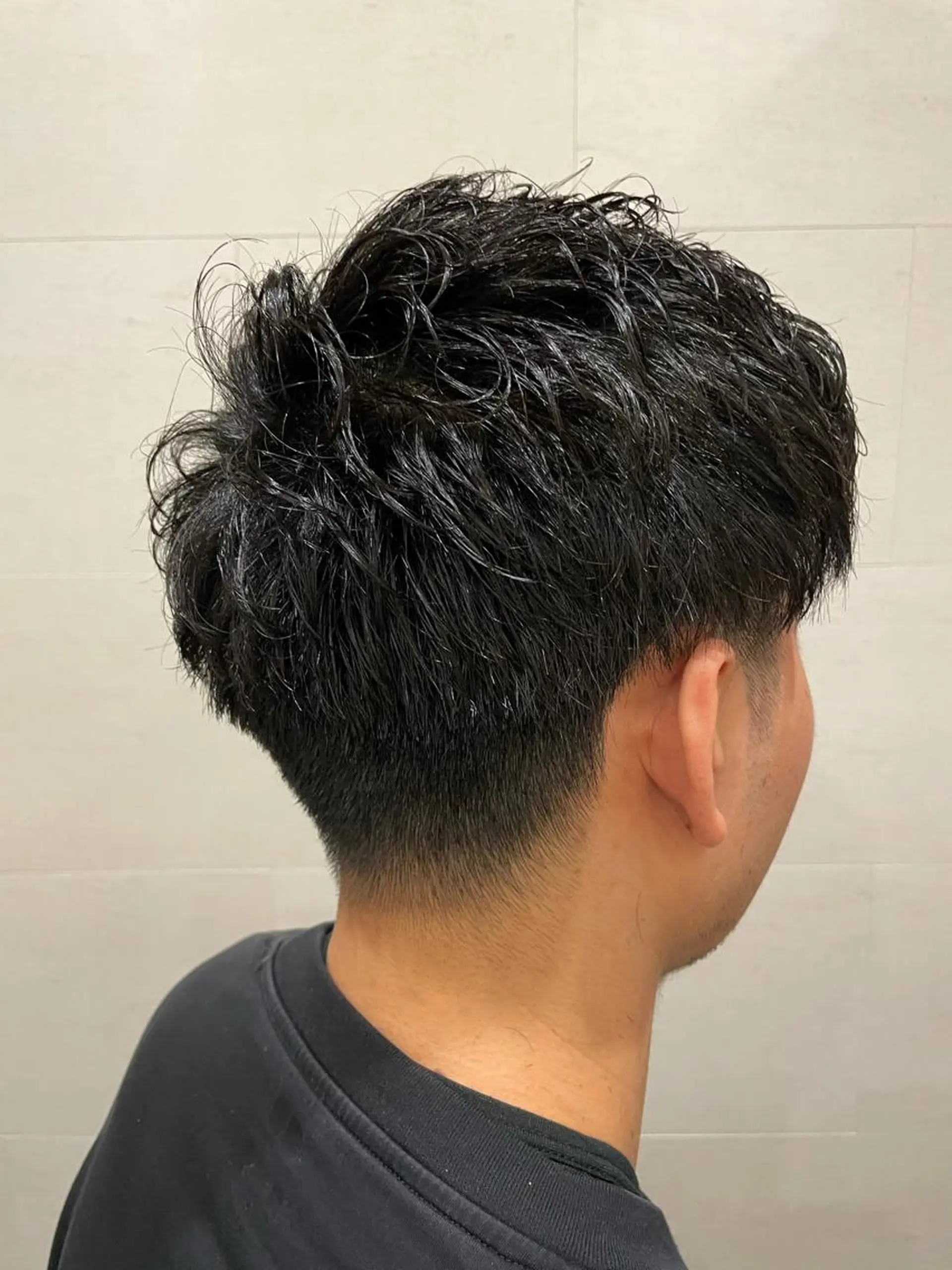 ショート メンズ アップバング ツーブロック ショートヘア Graceful BarBer platinum所属・無料メンズカット💈 遠山泰輝のヘアスタイル