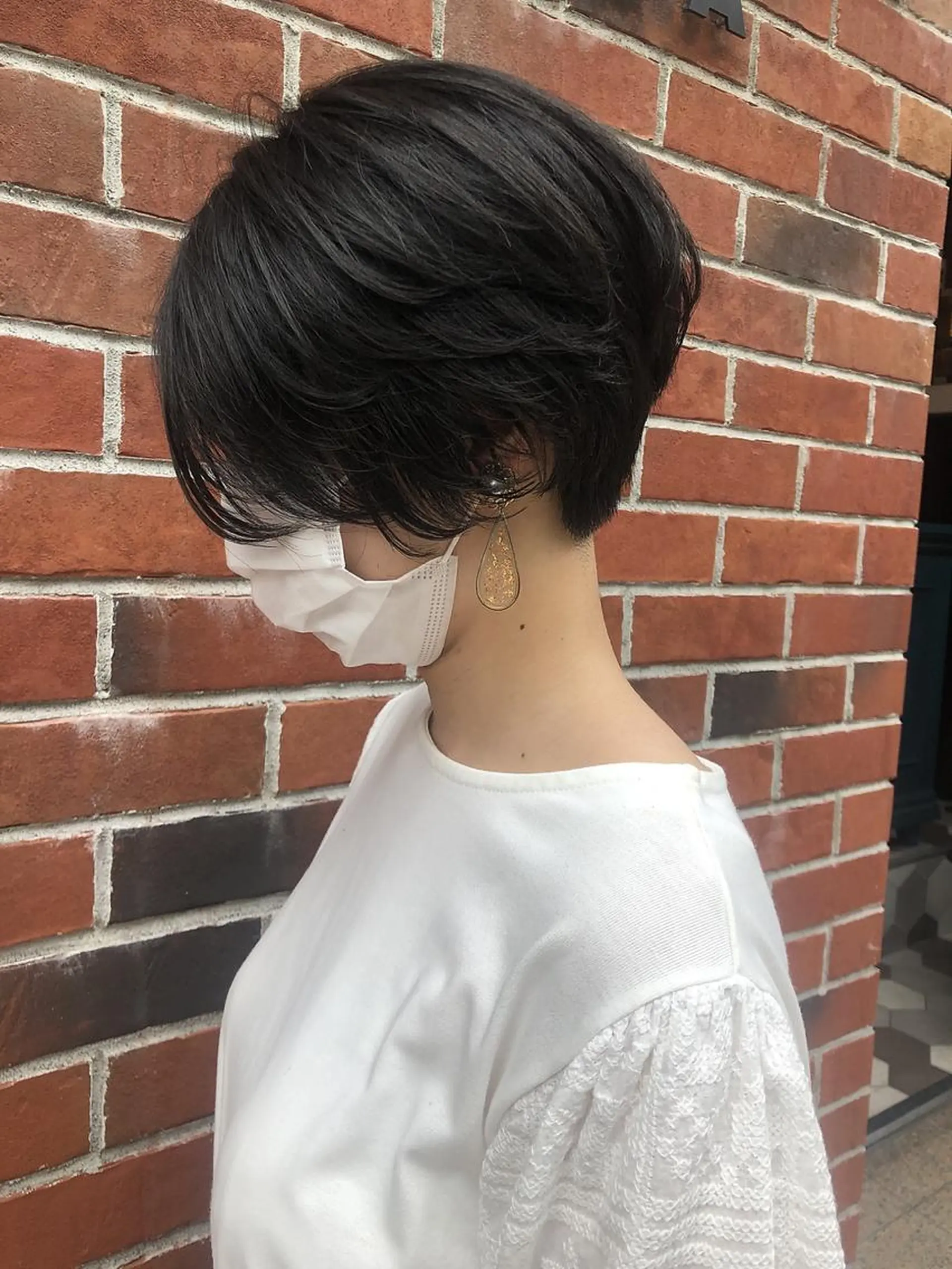 ショート カラー ヘアアレンジ ミストバング ブリーチ ケアブリーチ 透明感カラー デザインカラー maoブリーチ無し 似合わせカラーのヘアスタイル