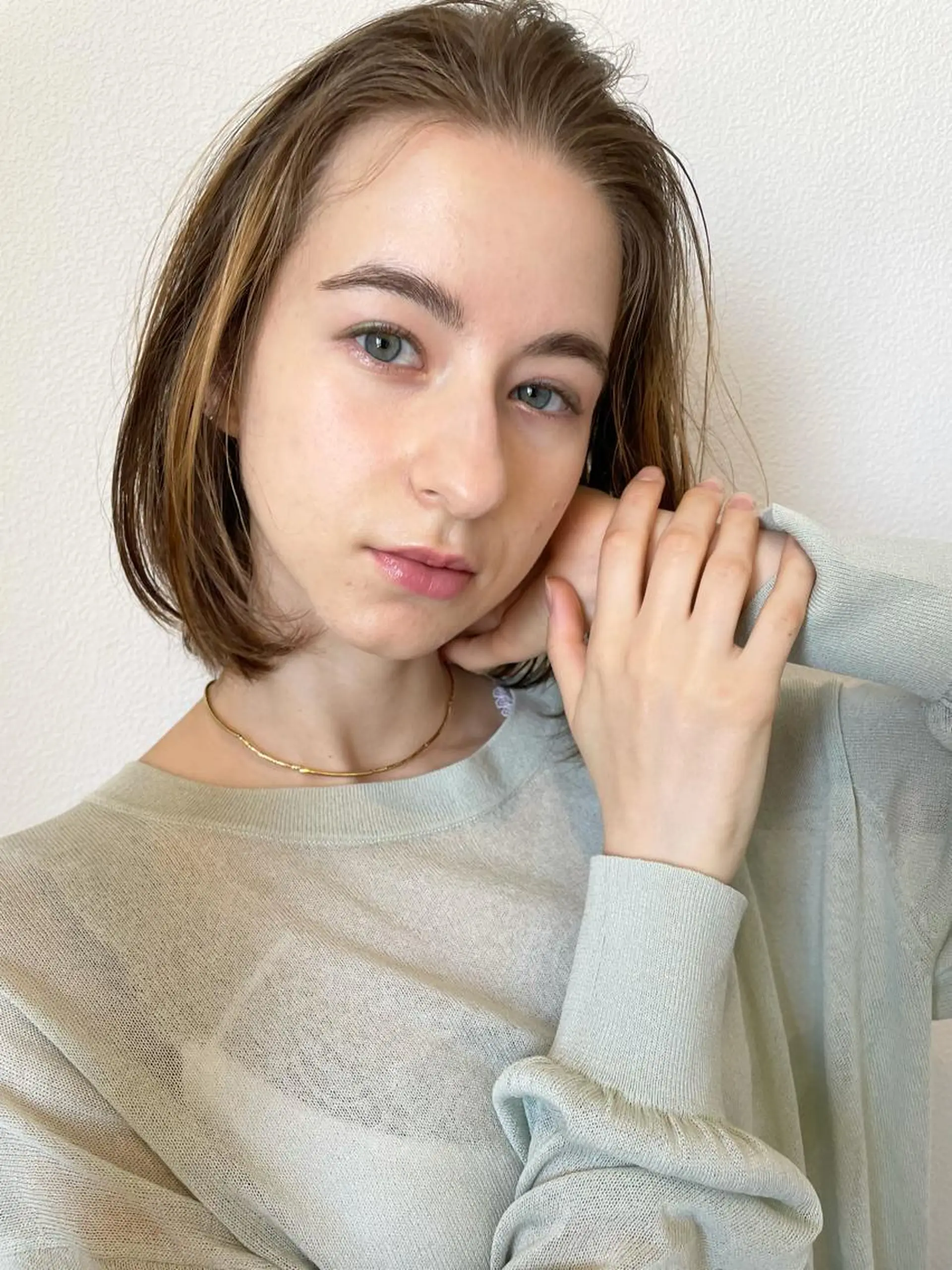 ショート カラー ボブレイヤー アディクシーカラー ベージュカラー ブリーチ ケアブリーチ 🩰オリーブ/ ベージュ松本咲花🩰のヘアスタイル