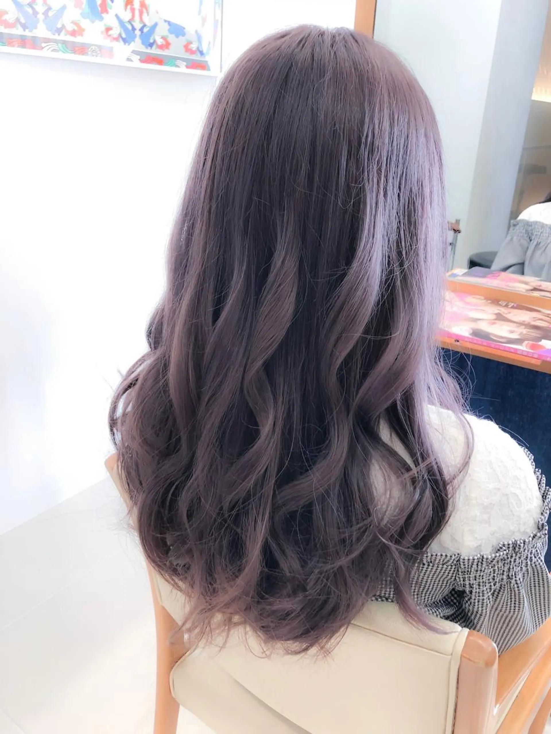 セミロング カラー パープルカラー ヘアカラー トリートメント Days 透明感カラーのヘアスタイル