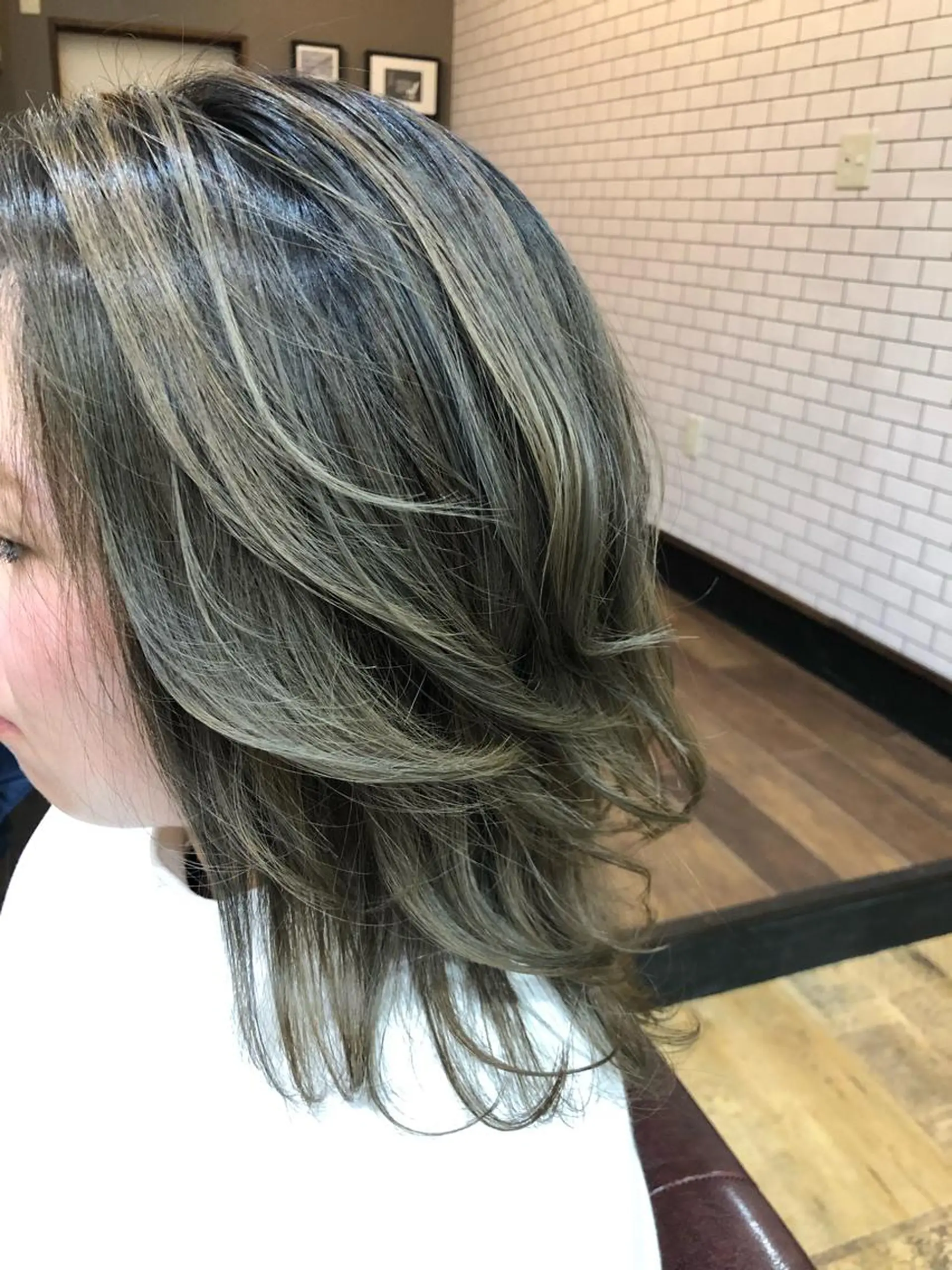 ミディアム カラー THREE所属・THREE 関根大のヘアスタイル