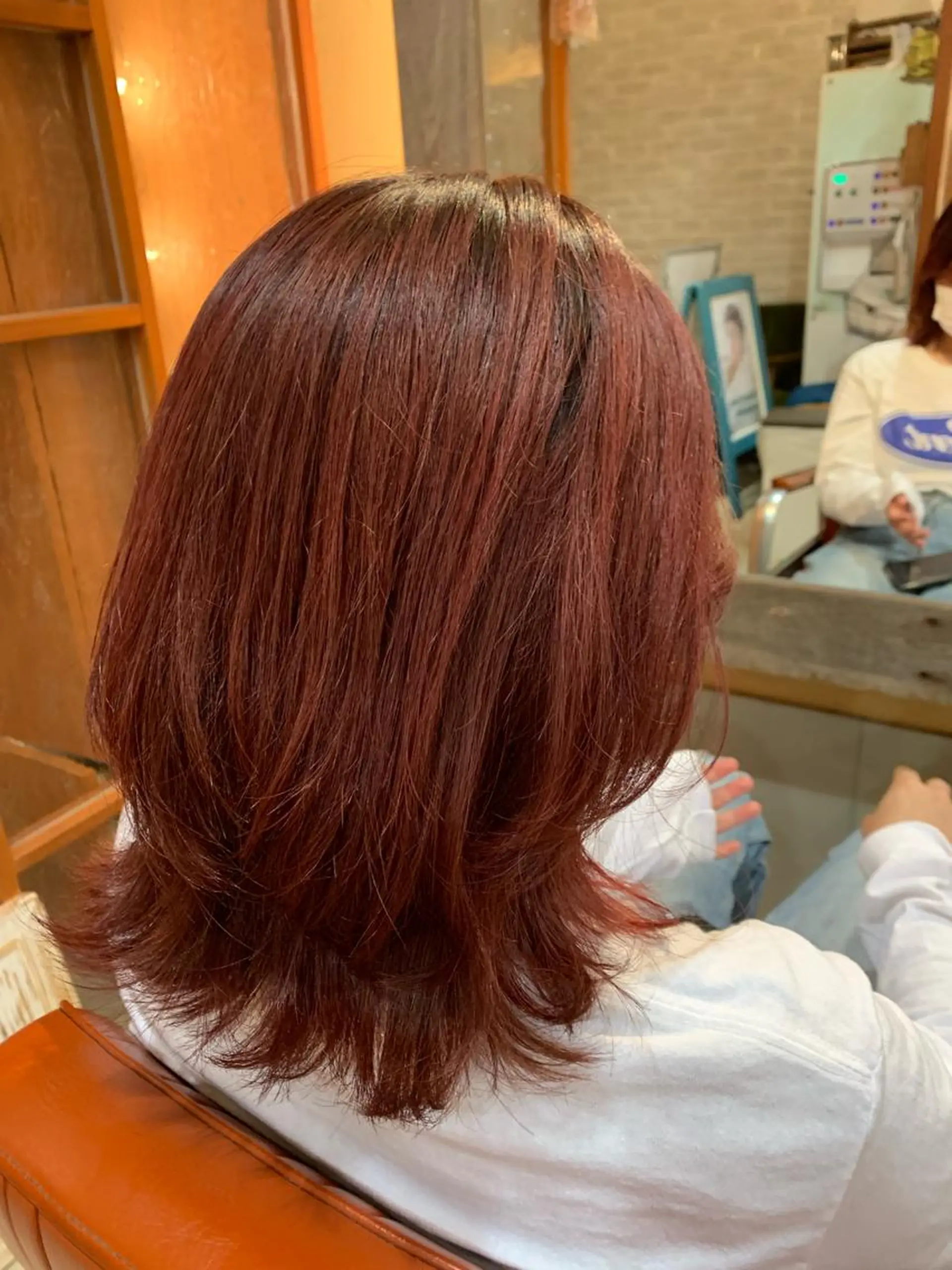 ミディアム カラー 若林 良のヘアスタイル