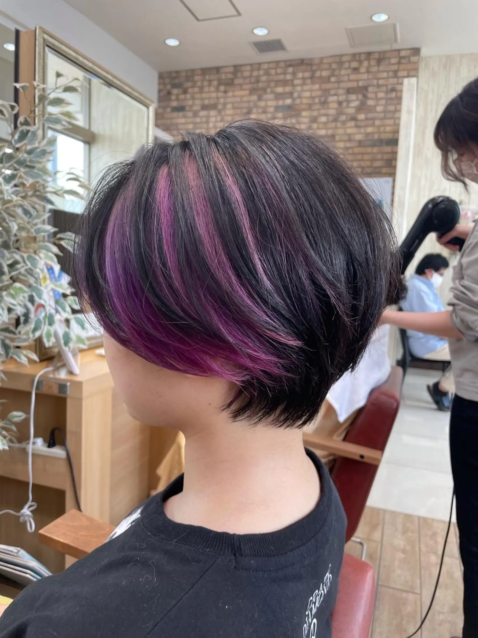 ショート カラー 💫カットパーマ💫 伊原虎太郎のヘアスタイル