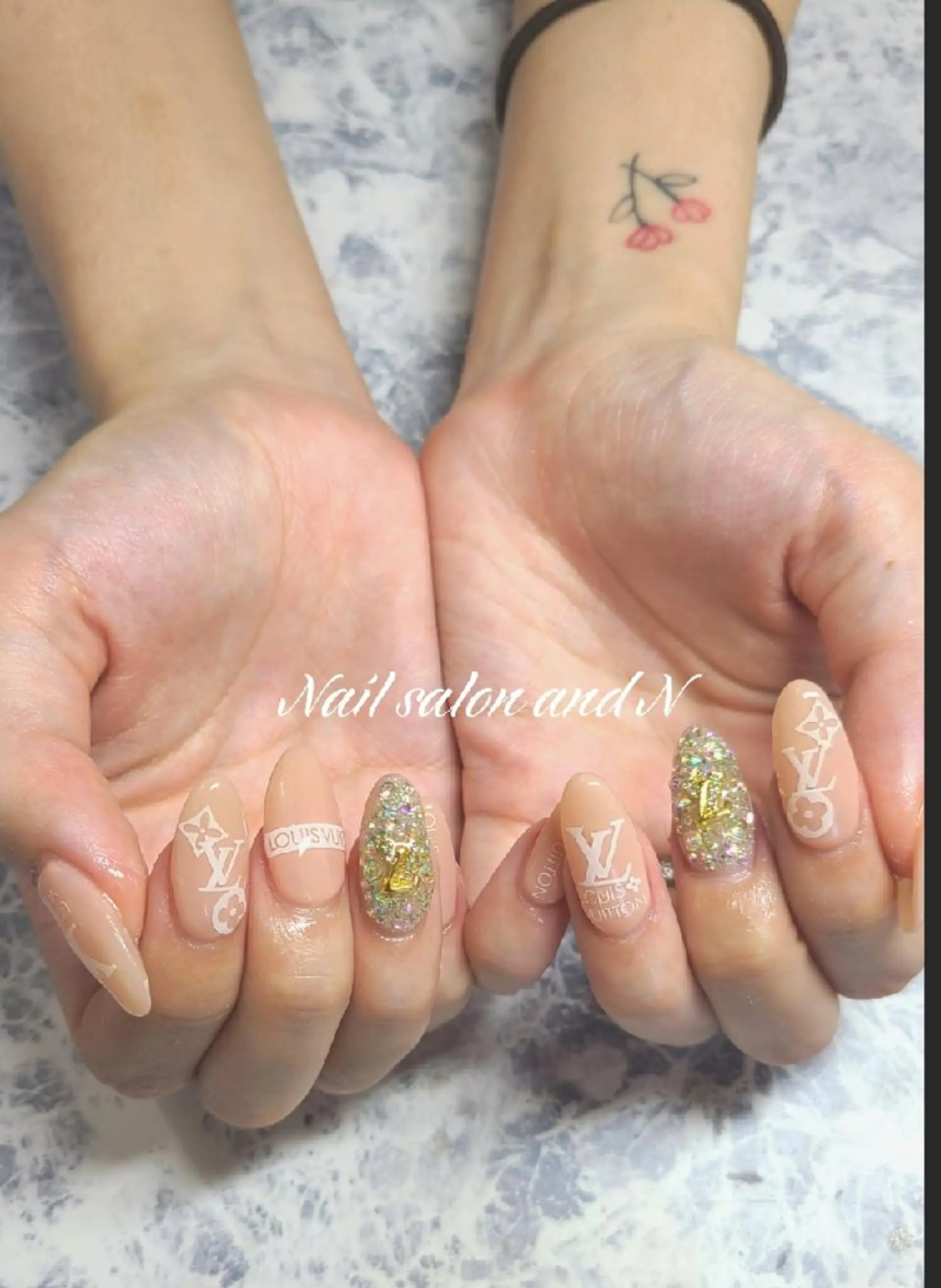 ネイル and Nのネイルデザイン