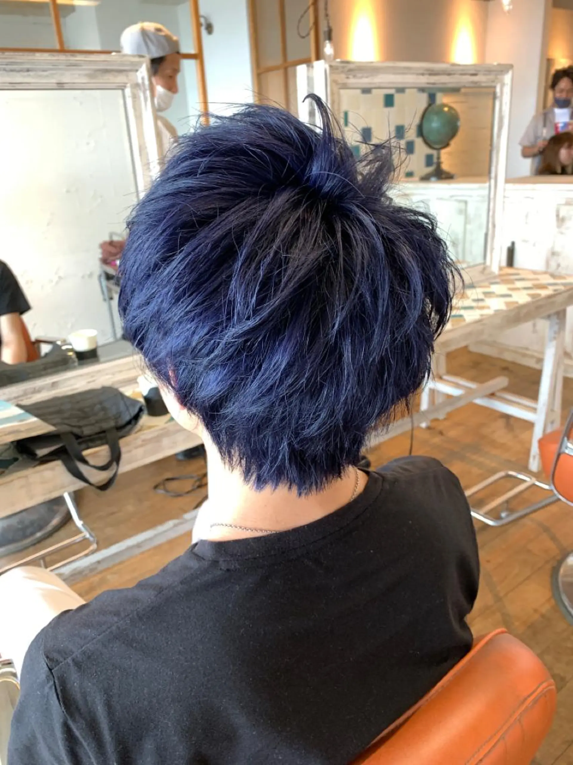 カラー インナーカラー ネイビーカラー Beyond（kitaro）所属・石井辰功也 フリーランス美容師のヘアスタイル