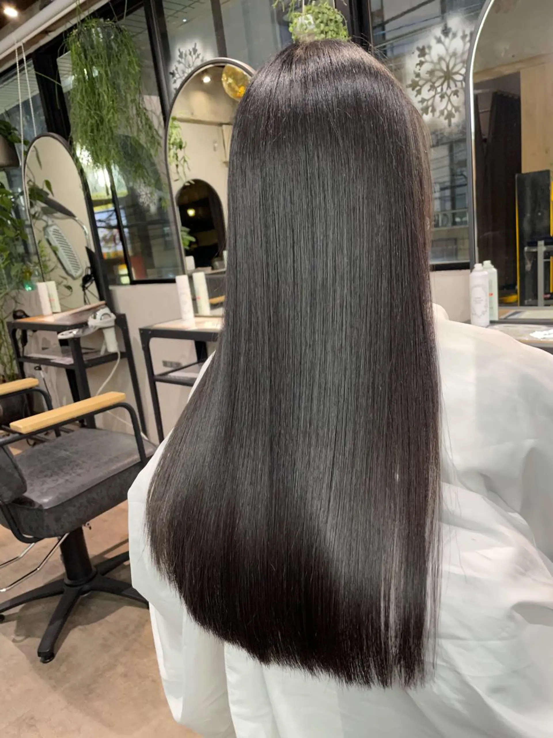 ロング カラー 髪質改善 トリートメント ヘアカラー トリートメント ナチュラル透明感🌱 小山美樹子のヘアスタイル