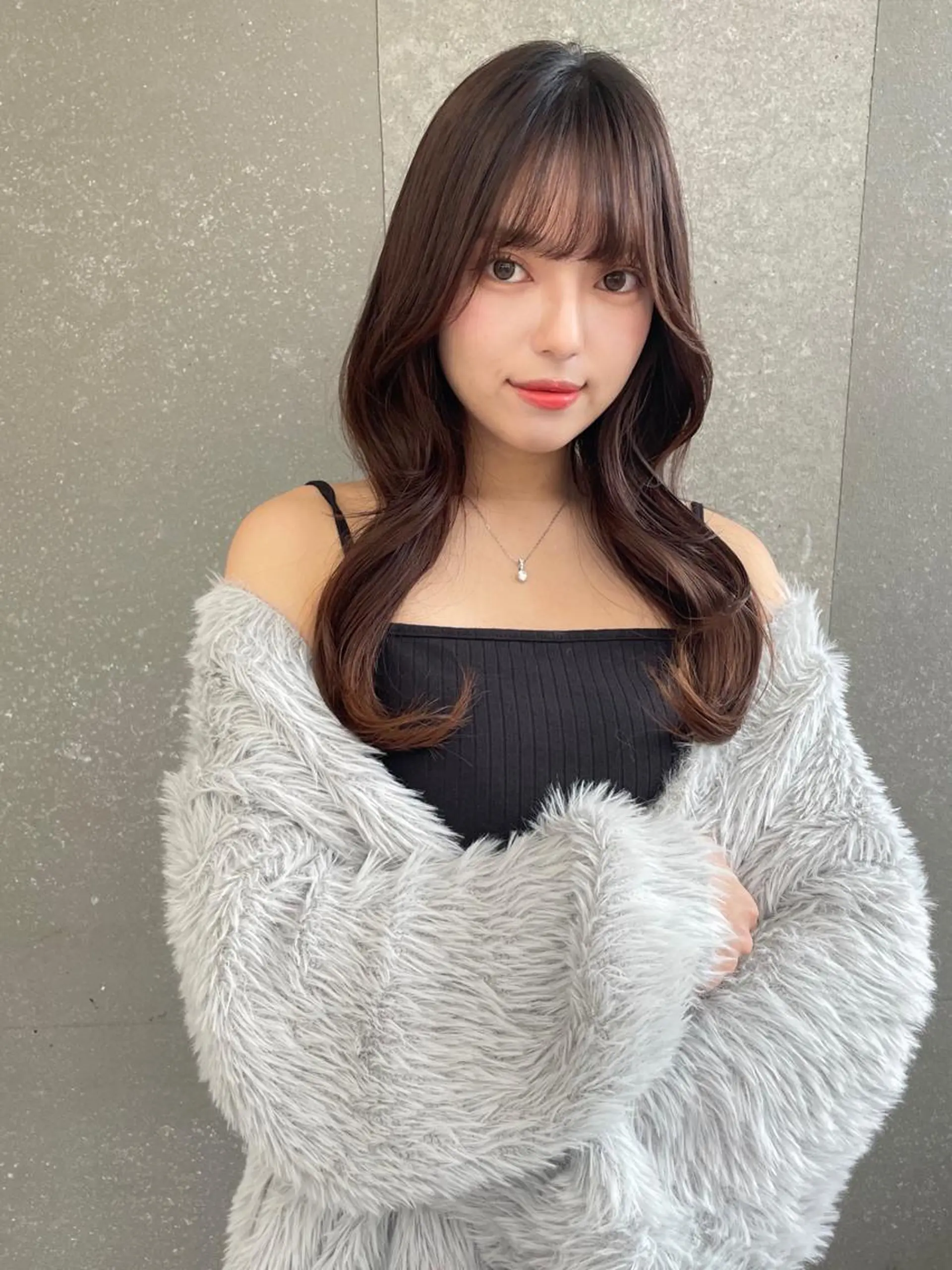 ロング 縮毛矯正　髪質改善 韓国風レイヤー　吉田のヘアスタイル