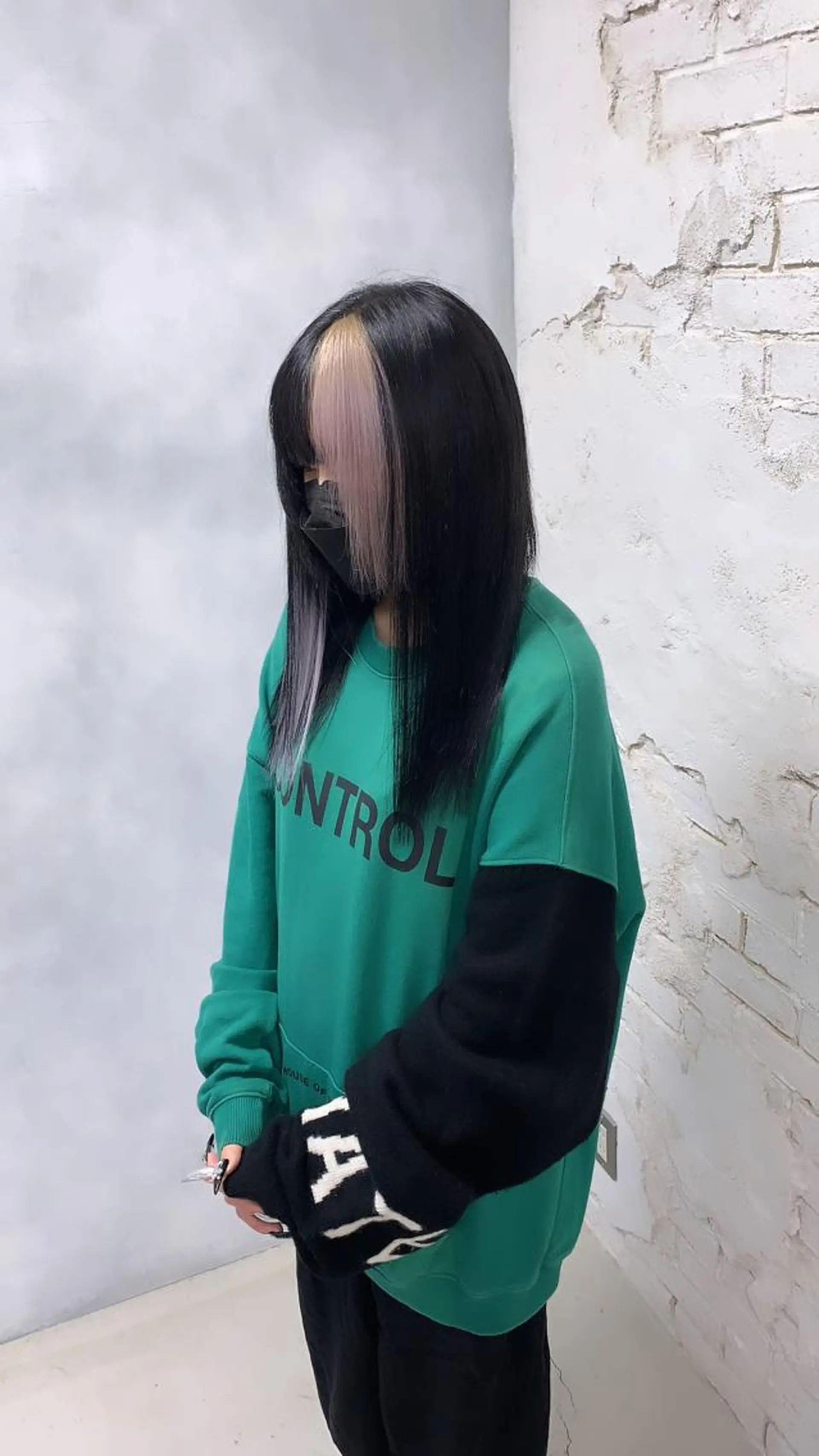 ミディアム 派手髪支持率No1 Eisukeのヘアスタイル