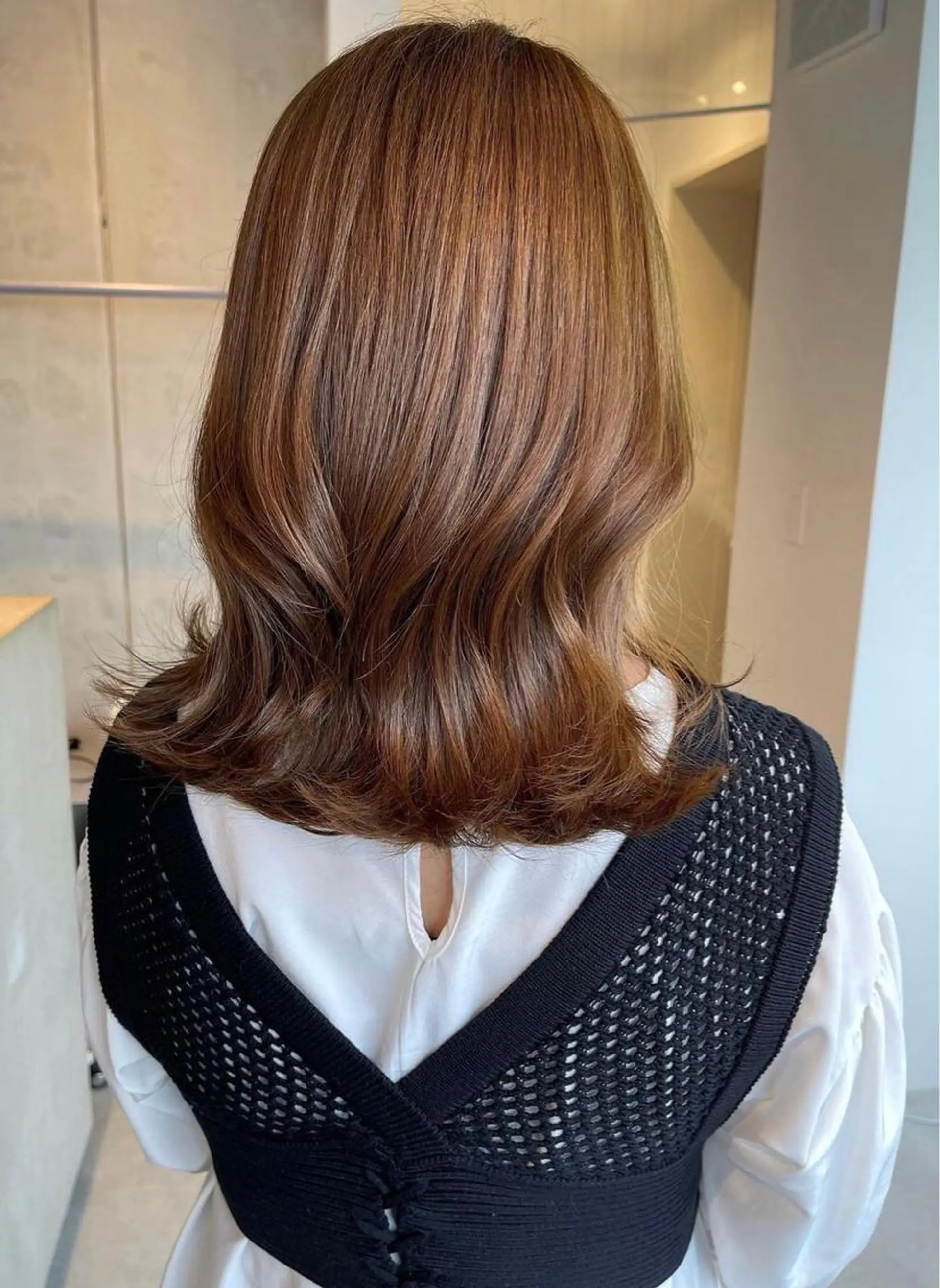 セミロング カラー ヘアカラー トリートメント ロカリタキョウト千本丸太町店所属・🐺ミウ 🩵のヘアスタイル