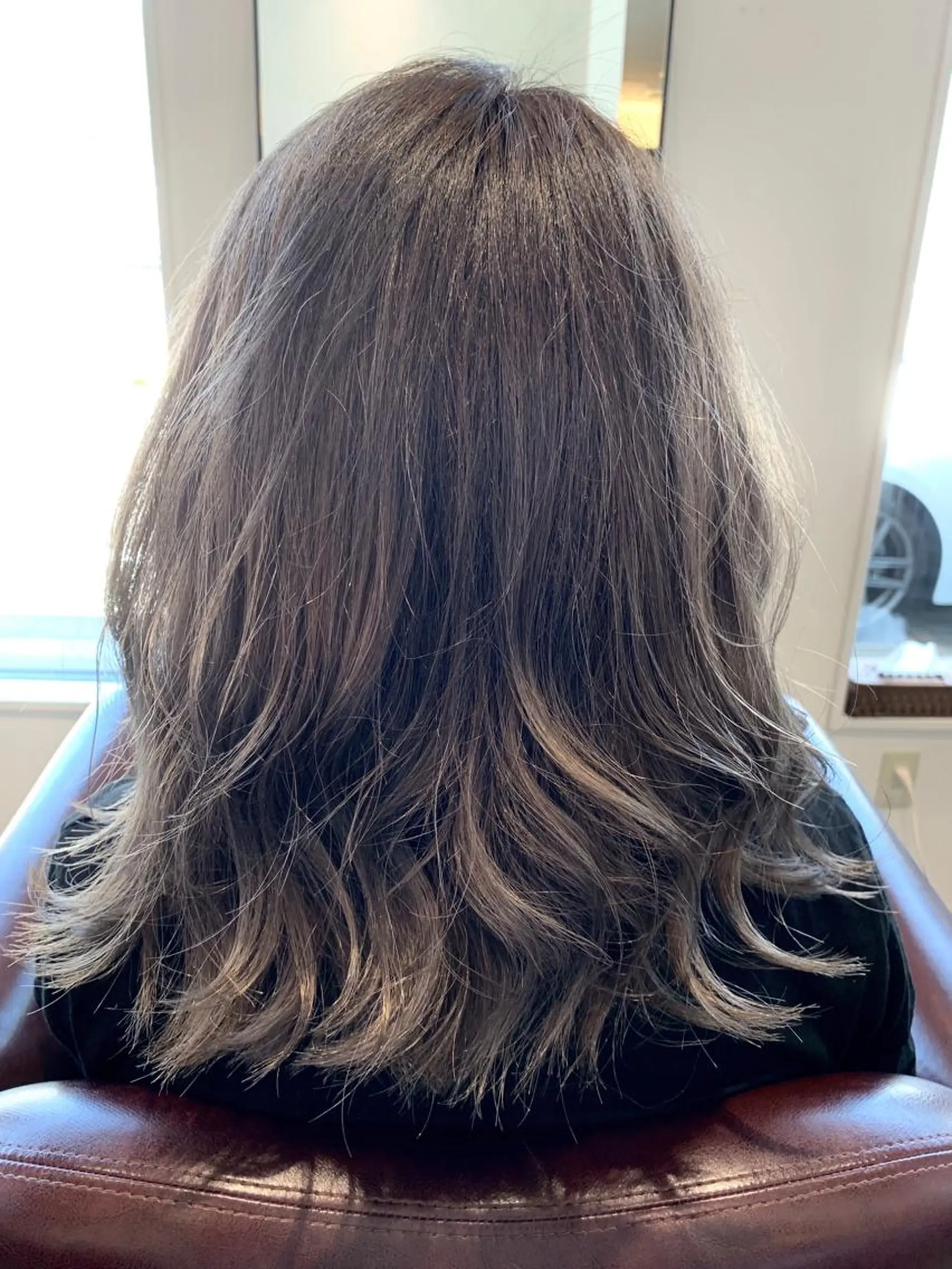 ミディアム カット ヘアカラー トリートメント JAM所属・HairDesign JAMのヘアスタイル