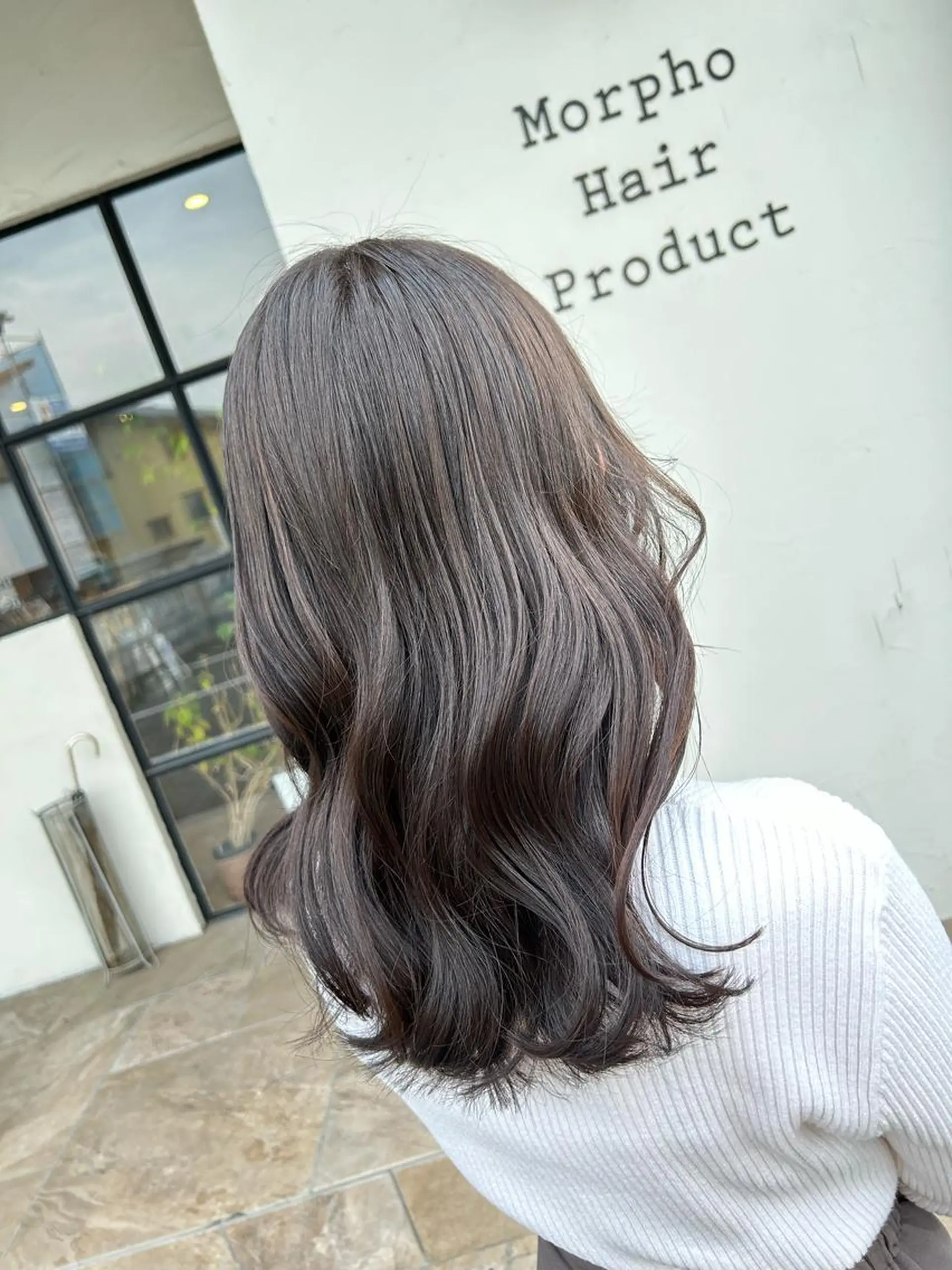 ロング カラー ブリーチ 透明感カラー グレージュ ブリーチなしカラー カット ヘアカラー トリートメント Morpho Hair Product所属・井上 花音のヘアスタイル