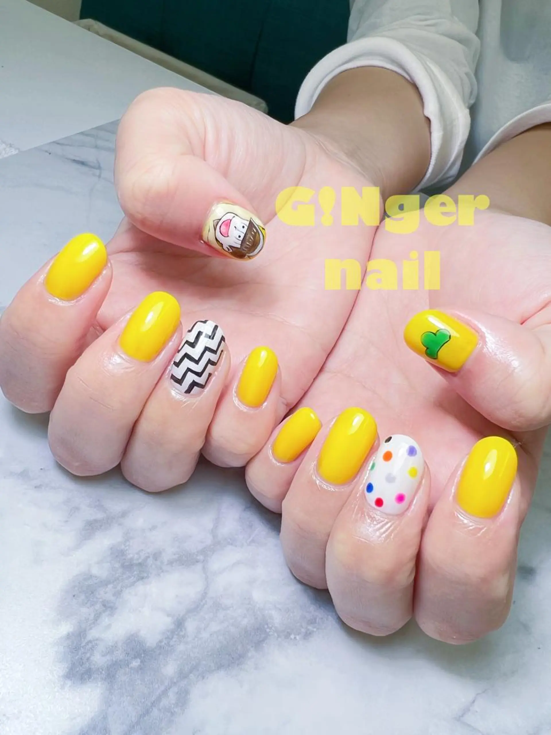 ネイル ハンドネイル ハンドケア GINGER NAIL所属・代々木 GINGERNAILのネイルデザイン