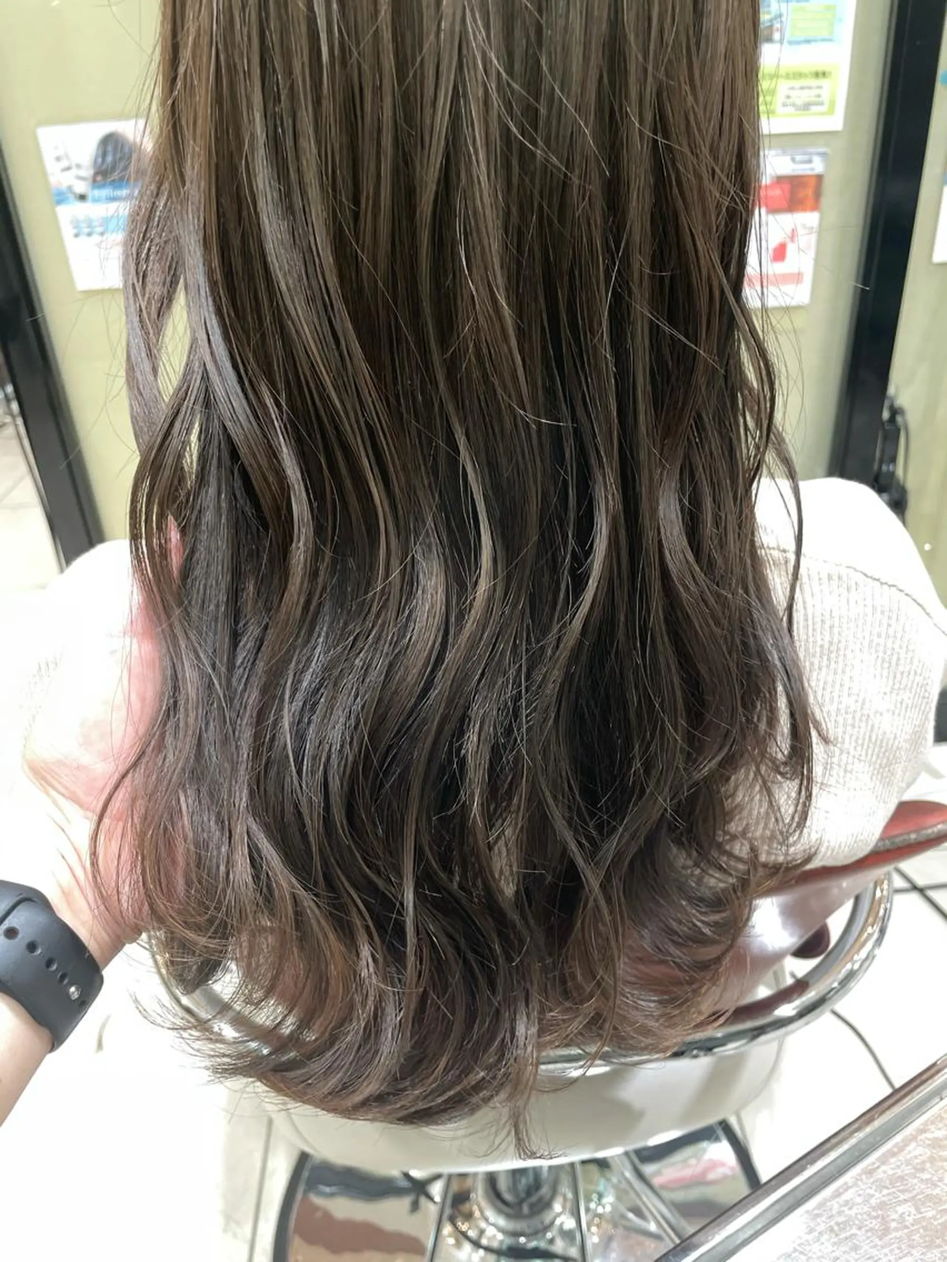 ロング カラー 井上 武輝のヘアスタイル