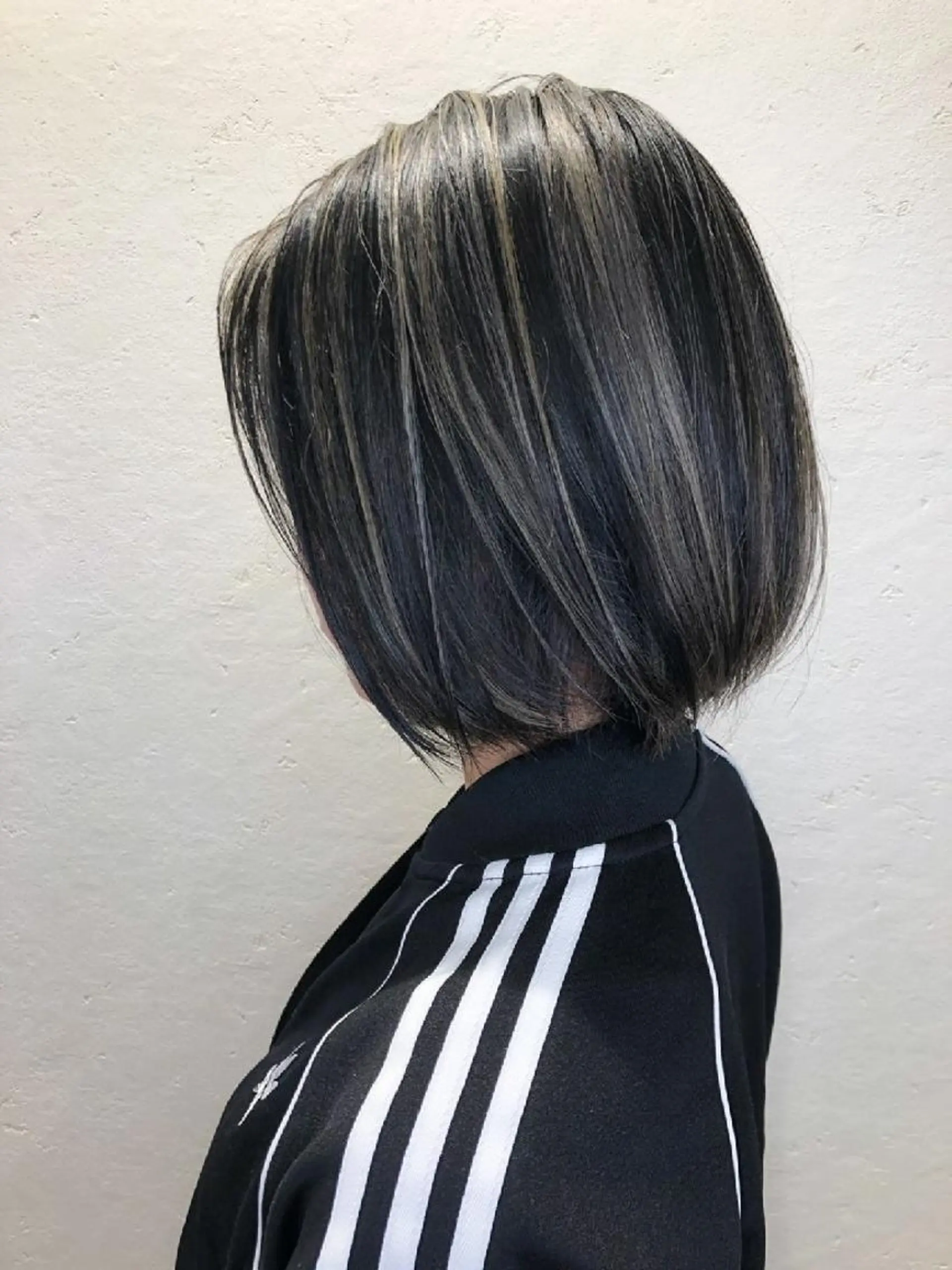 ミディアム カラー ハイライトカラー 外国人風カラー ハイライト 竹内啓太 ボブのヘアスタイル