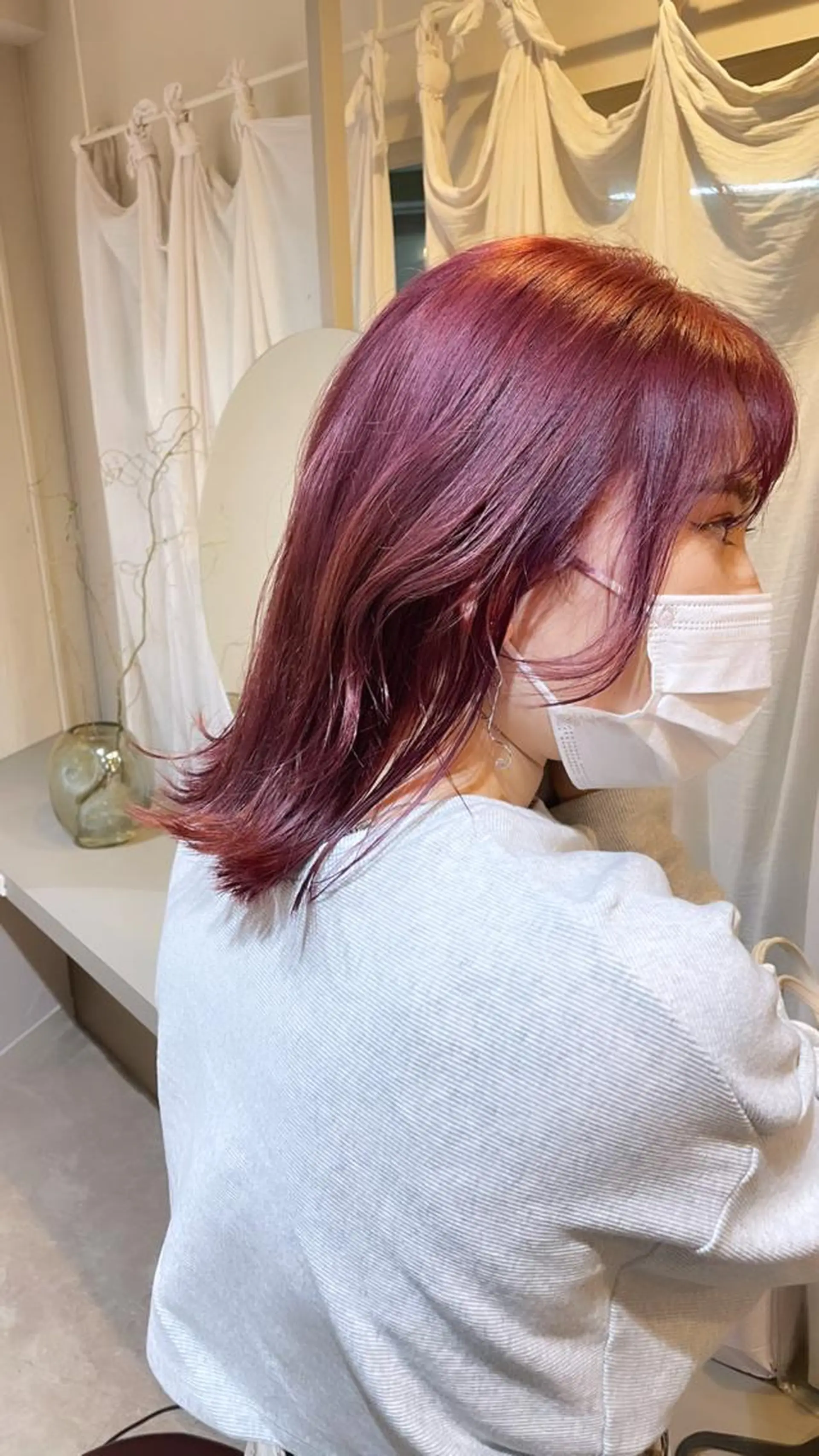 ミディアム カラー 佐藤 永夏のヘアスタイル