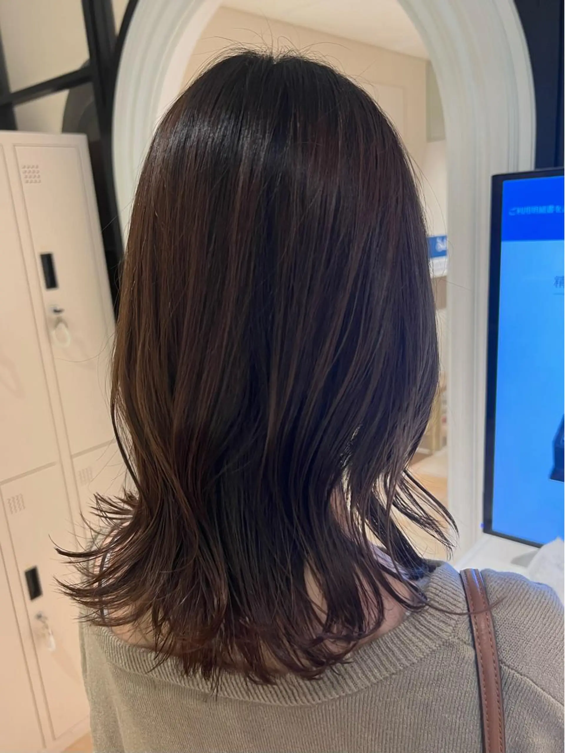 セミロング くびれヘア 髪質改善 縮毛矯正 🧡くびれヘア/前髪 顔周り🧡久原結衣のヘアスタイル