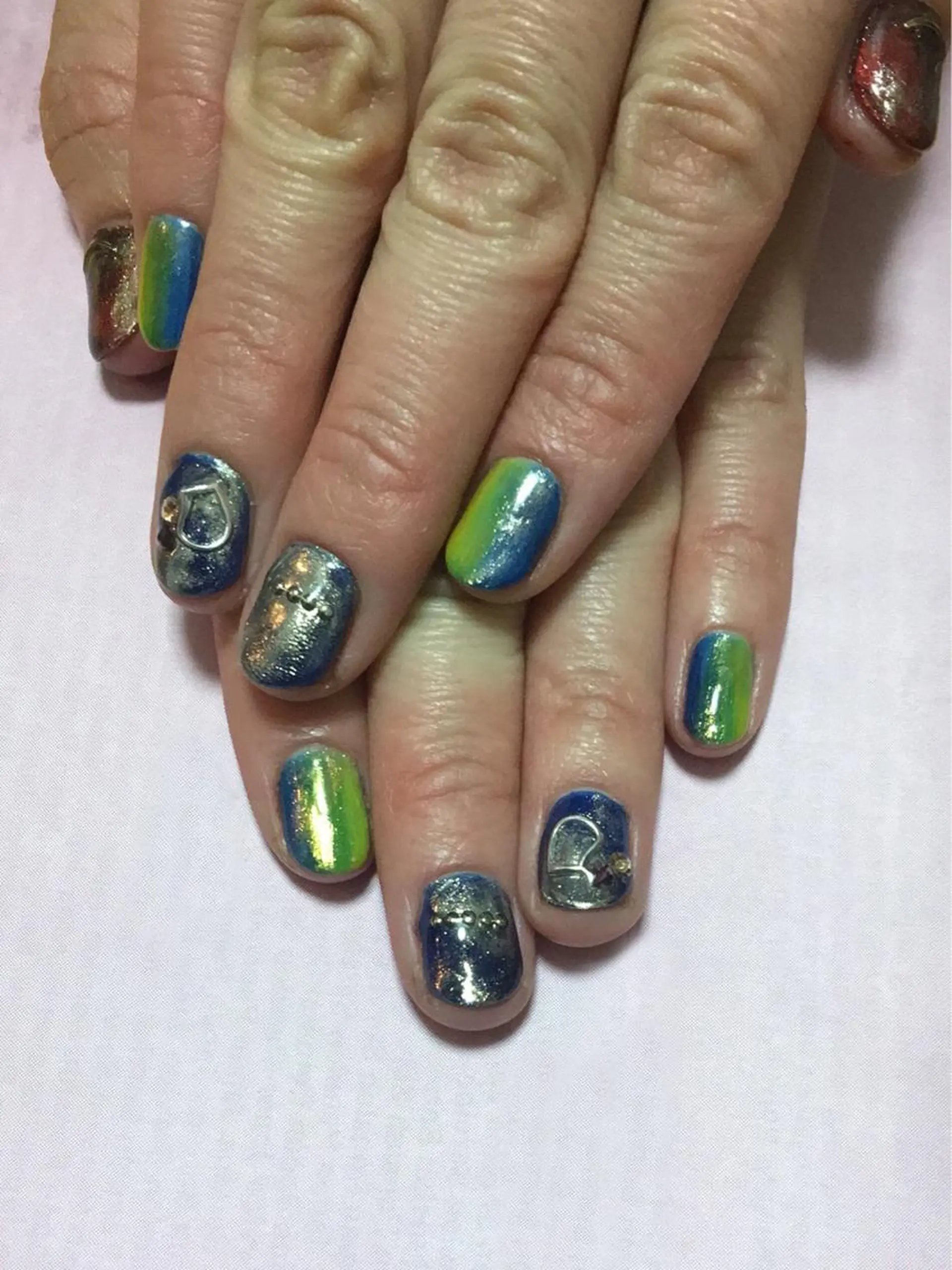 ネイル 古川 里美のネイルデザイン