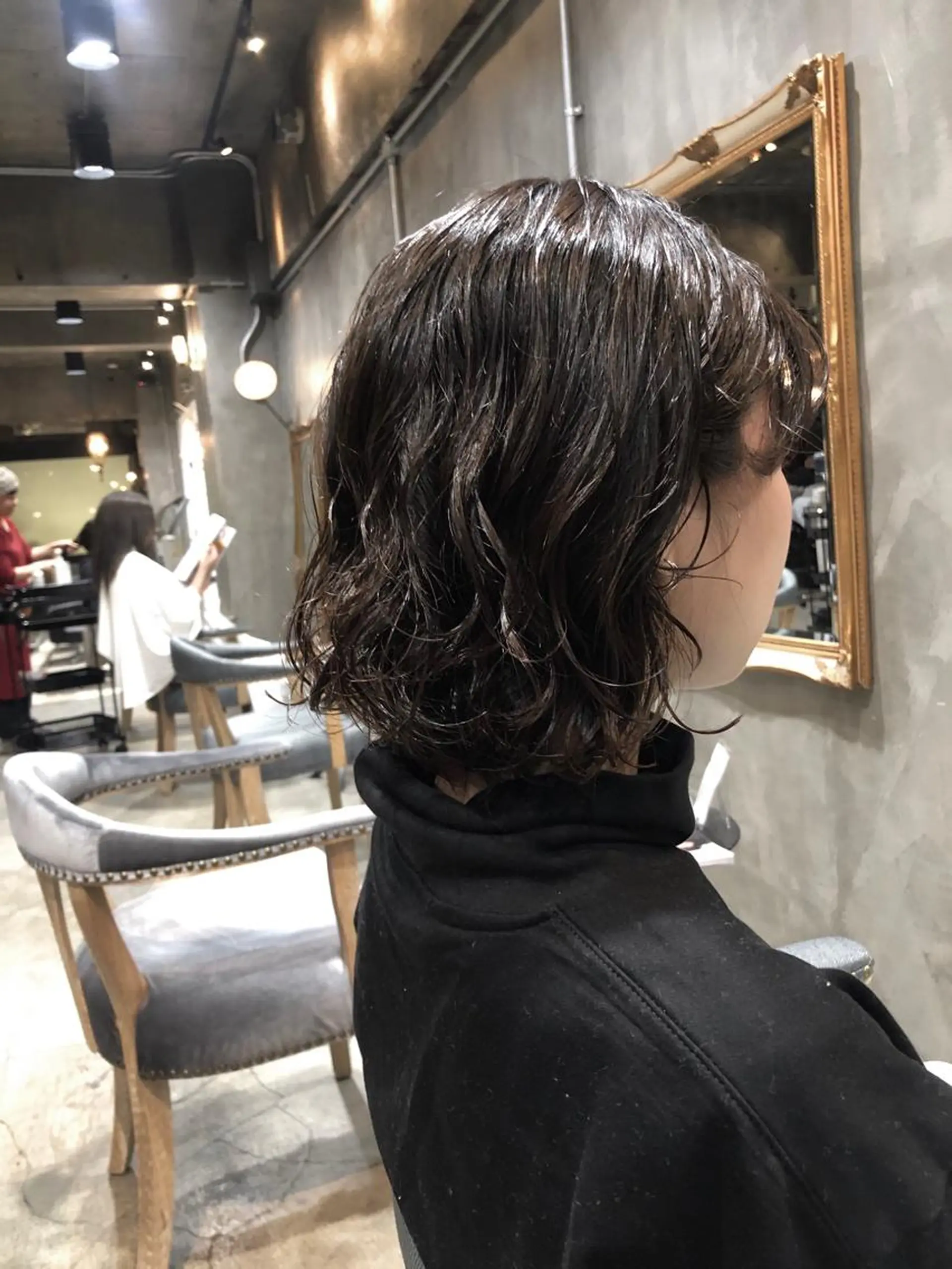 ミディアム パーマ マンツーマン／韓国 ヘア‎Amiのヘアスタイル