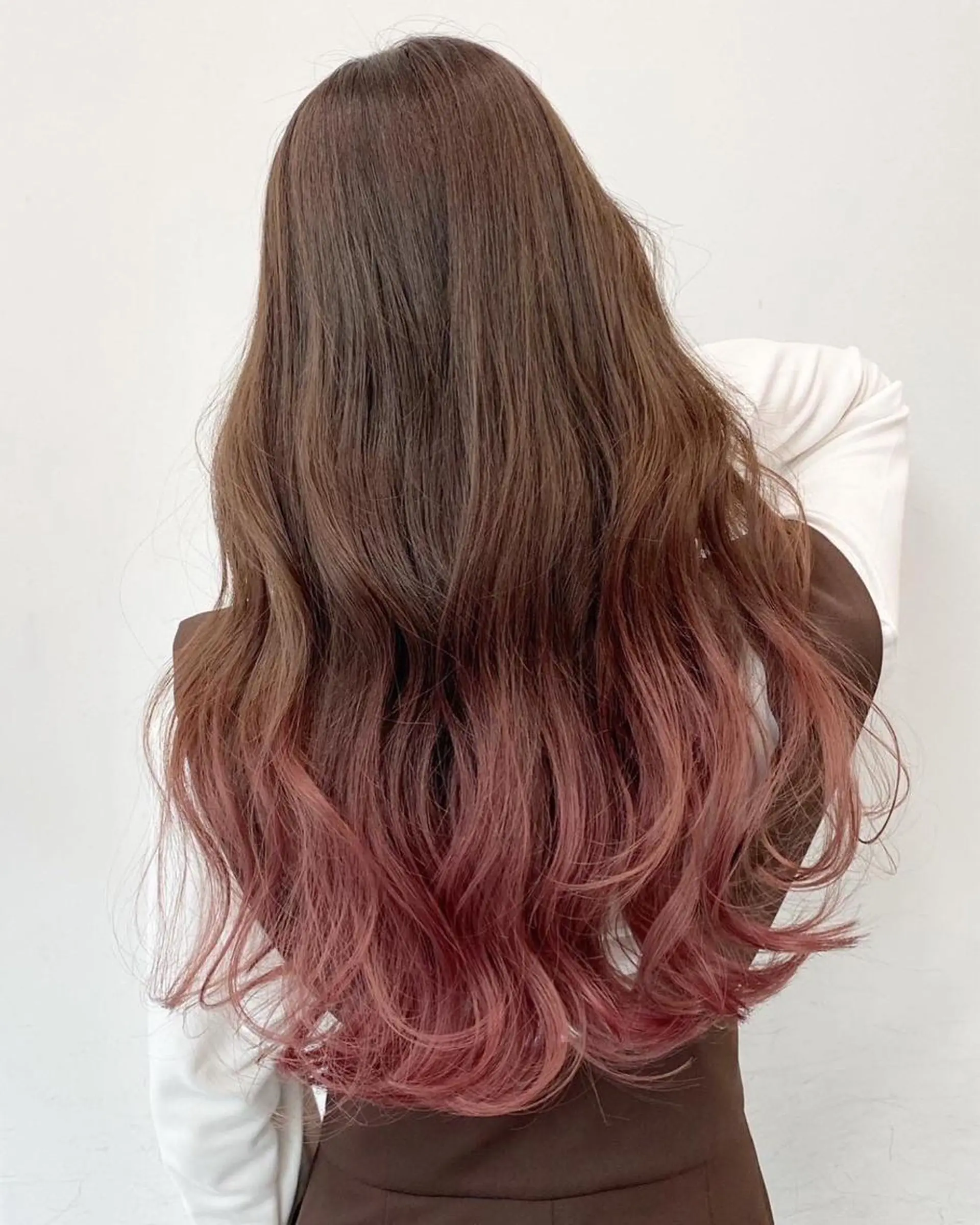 ロング カラー アディクシーカラー バレイヤージュ ブリーチ デザインカラー ダブルカラー ヘアカラー トリートメント 【公式】amble luxe池袋東口🩷のヘアスタイル