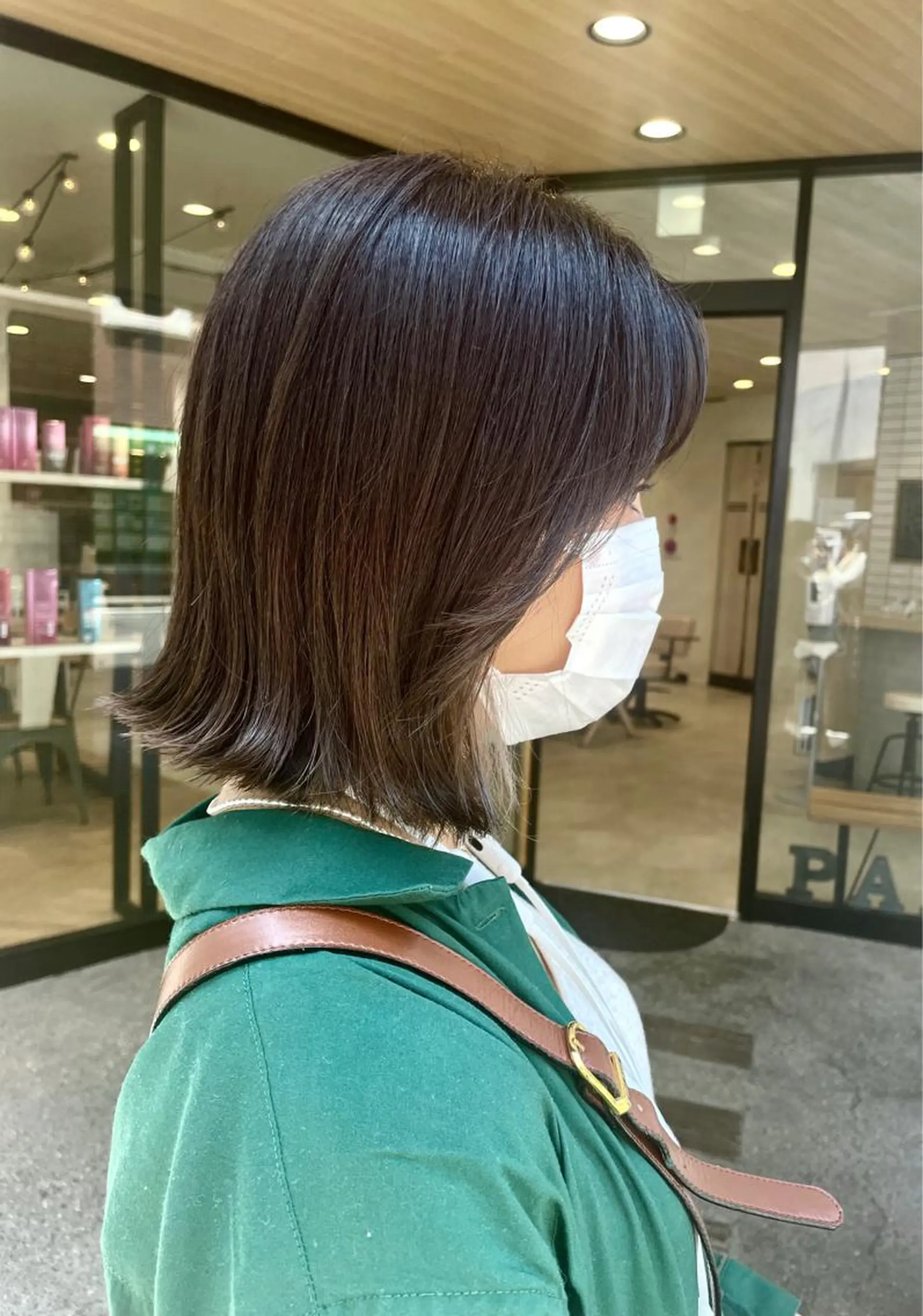 ミディアム 切りっぱなしロブ カラー/レイヤー/ 髪質改善/PAAQのヘアスタイル