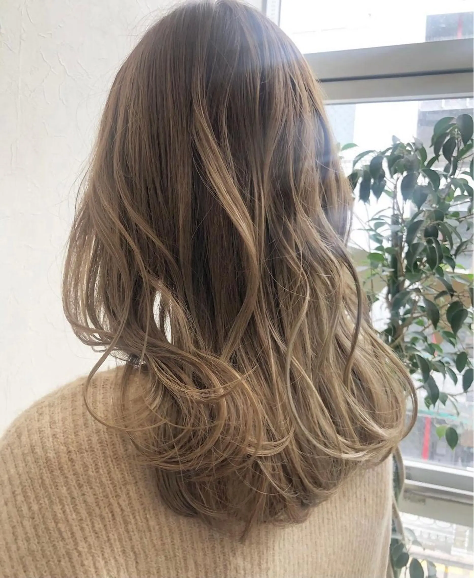 セミロング カラー ヘアカラー トリートメント nakahara madokaのヘアスタイル