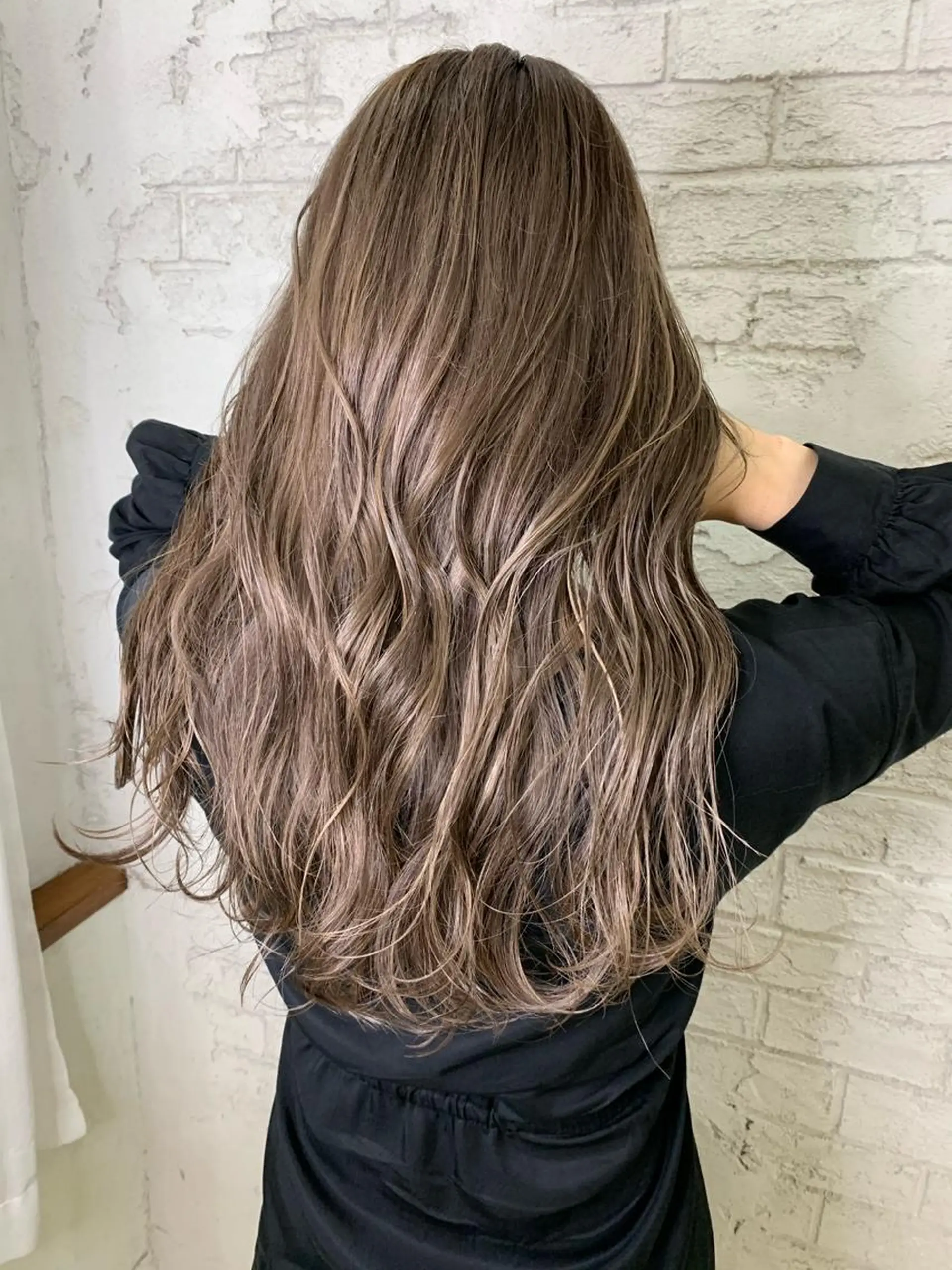 ロング ハイライト 🇺🇸ハイライト特 化美容師🇺🇸漆沢のヘアスタイル