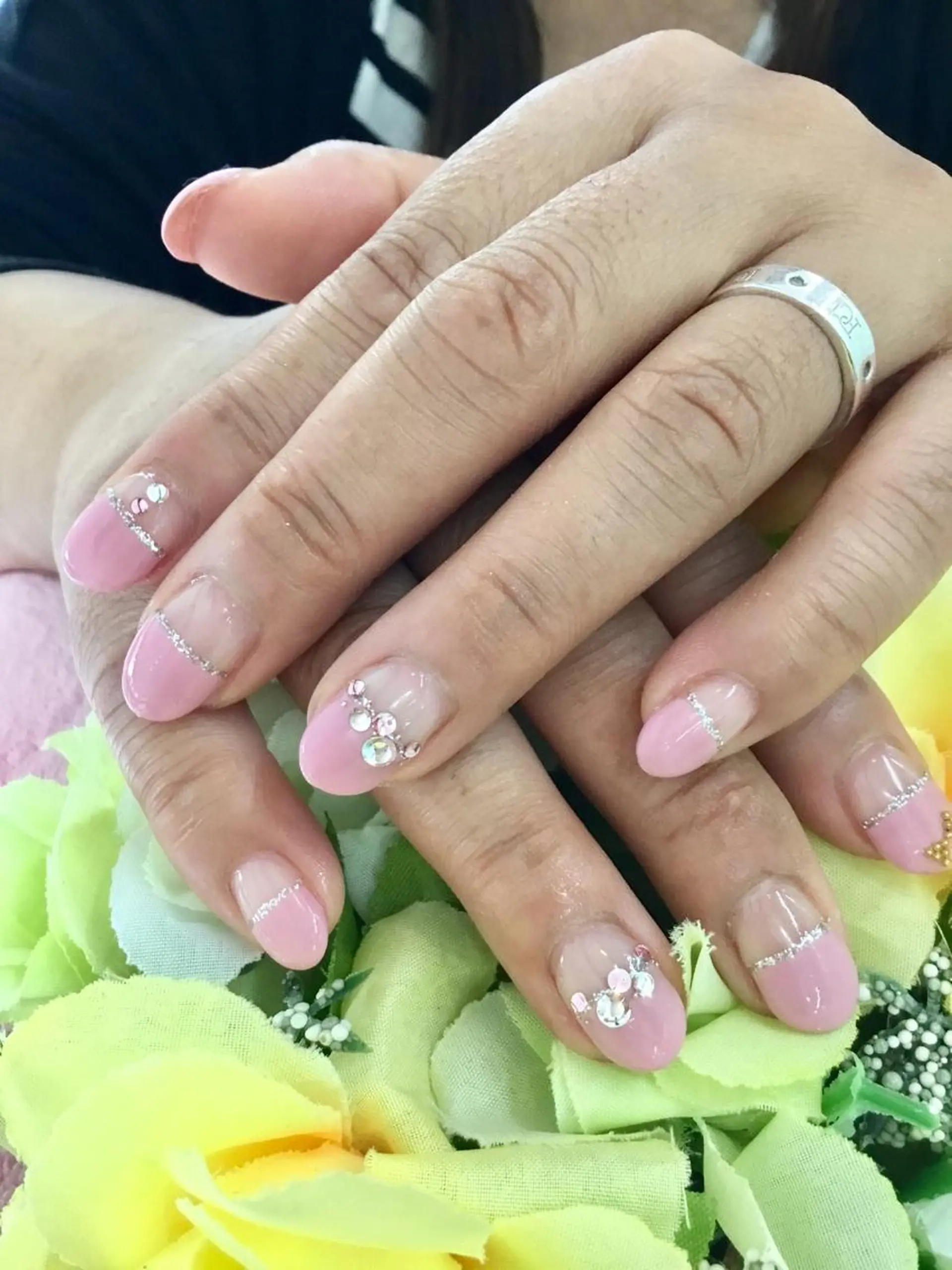 ネイル e.nail所属・和賀井 恵理のネイルデザイン