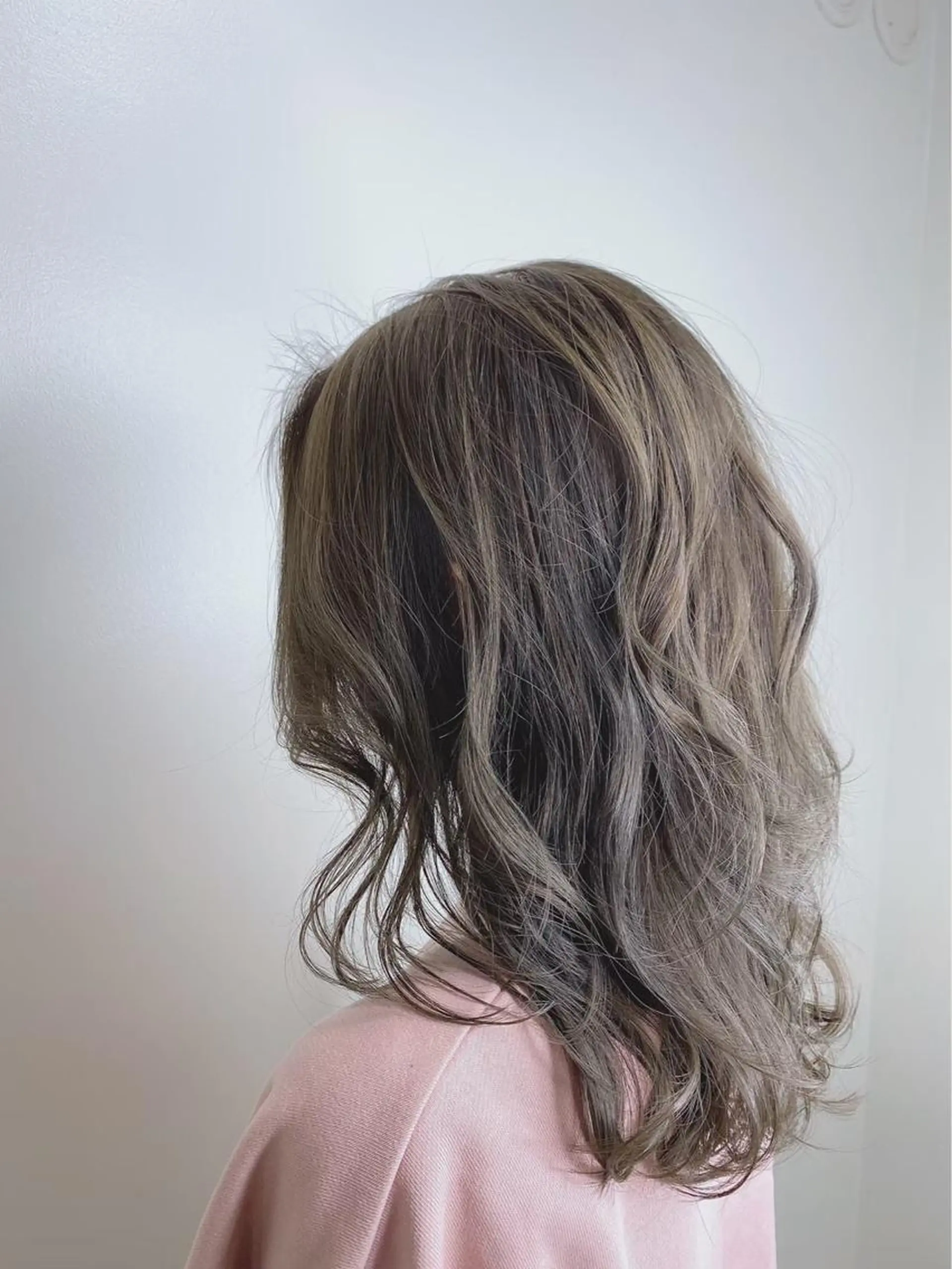 ミディアム ANKHCROSS新宿店【アンククロス】所属・メンズパーマ スペシャリスト大塚のヘアスタイル