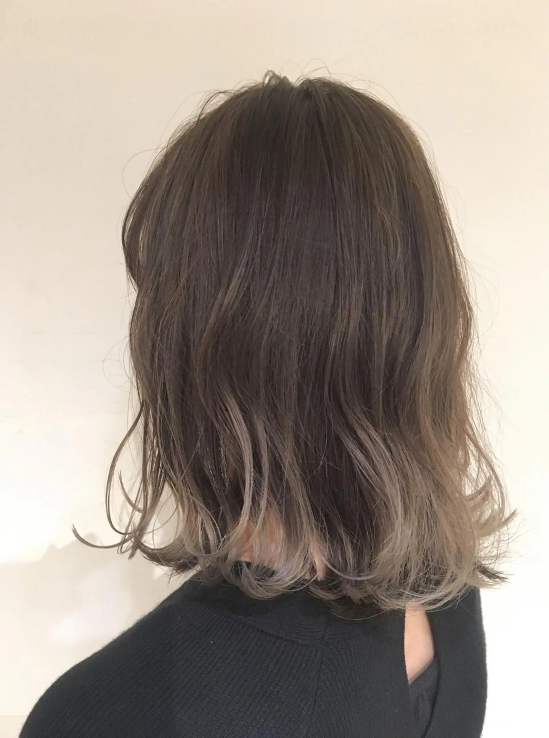 ミディアム カラー パーマ さかい なつみのヘアスタイル